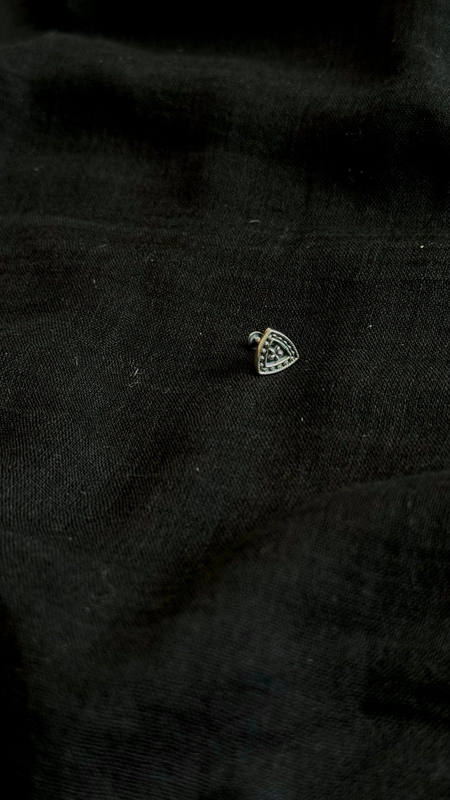 Triangle floral nose pin, intricate pattern in pure silver - YCNPP33