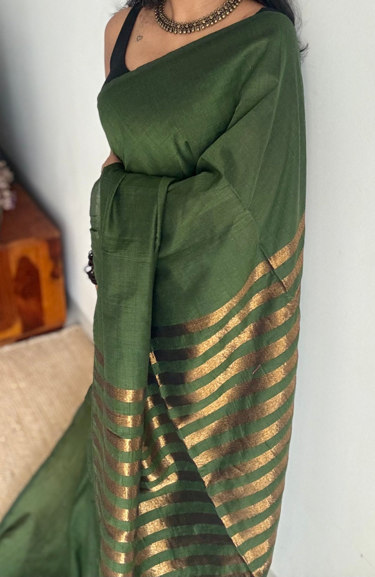 Green khadi with antique gold pallu - YCBCKZPSE02