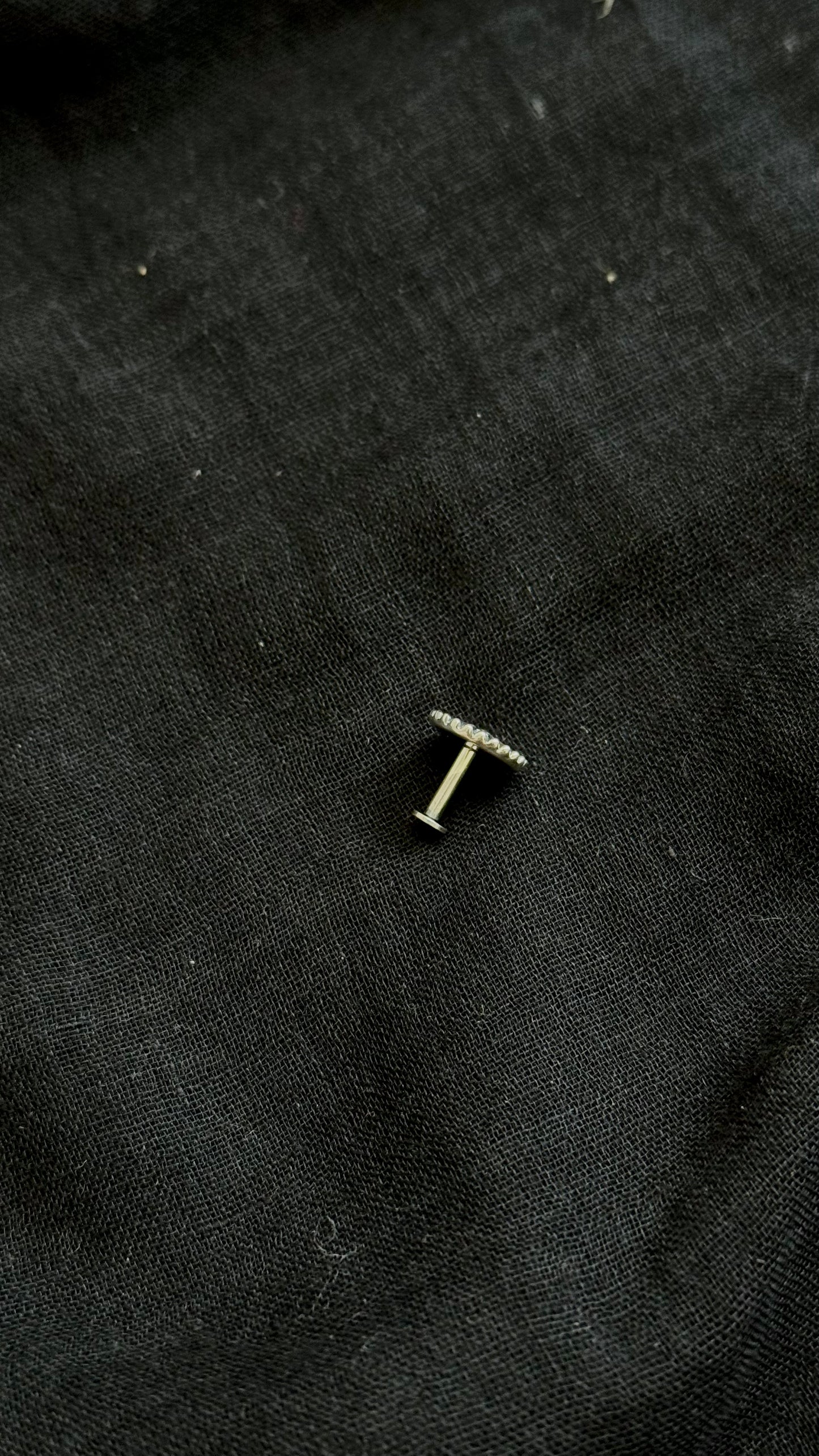 Round nose pin, intricate pattern in pure silver - YCNPP25