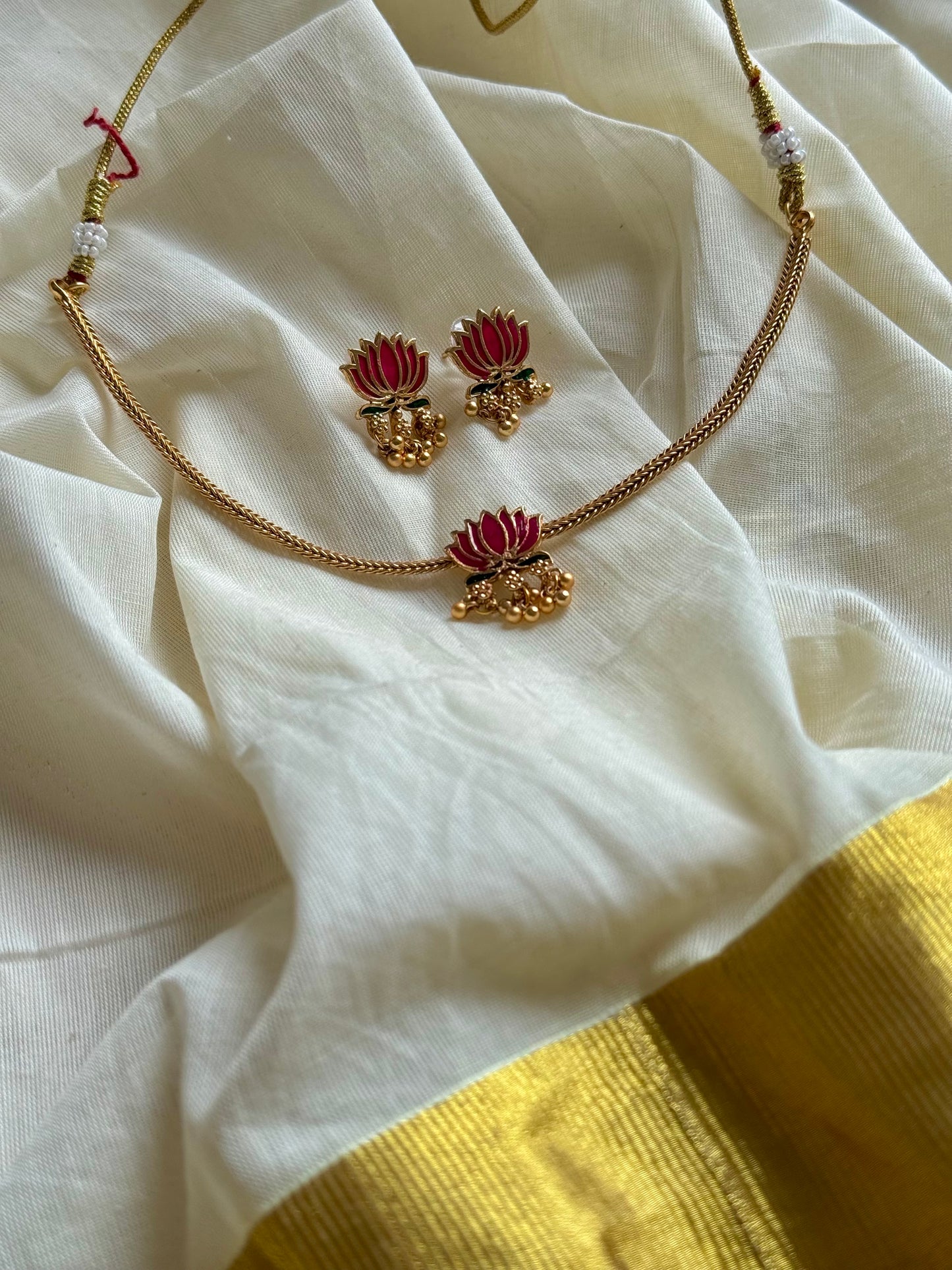 Pink lotus attigai with earrings - YCAGC147