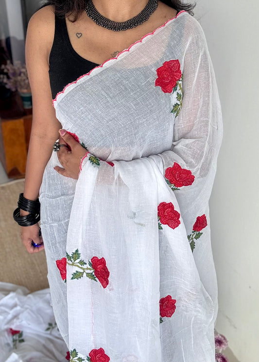 White with red roses, scalloped border, mul cotton - YCBCJULSC01