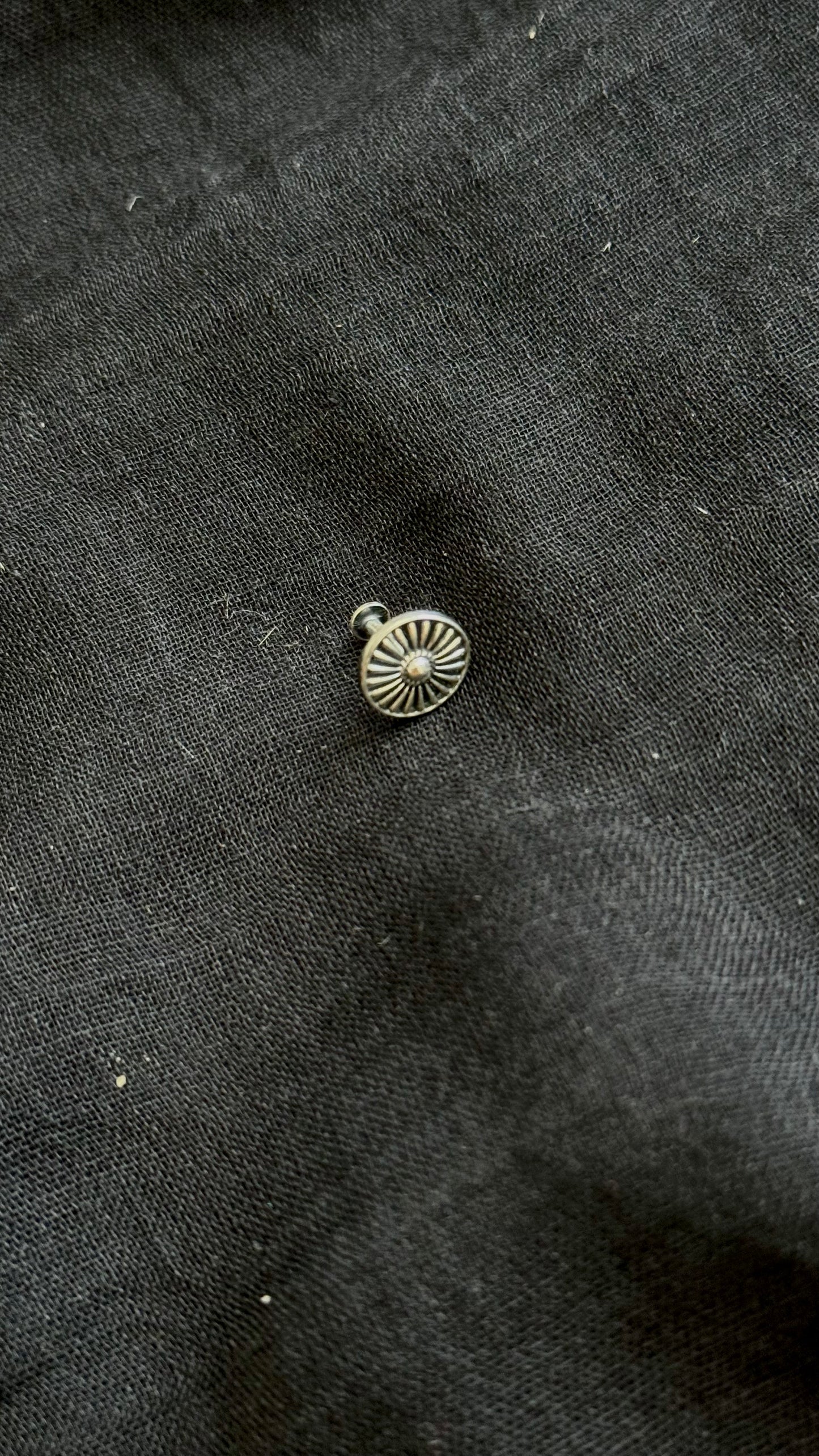 Round nose pin, intricate pattern in pure silver - YCNPP28