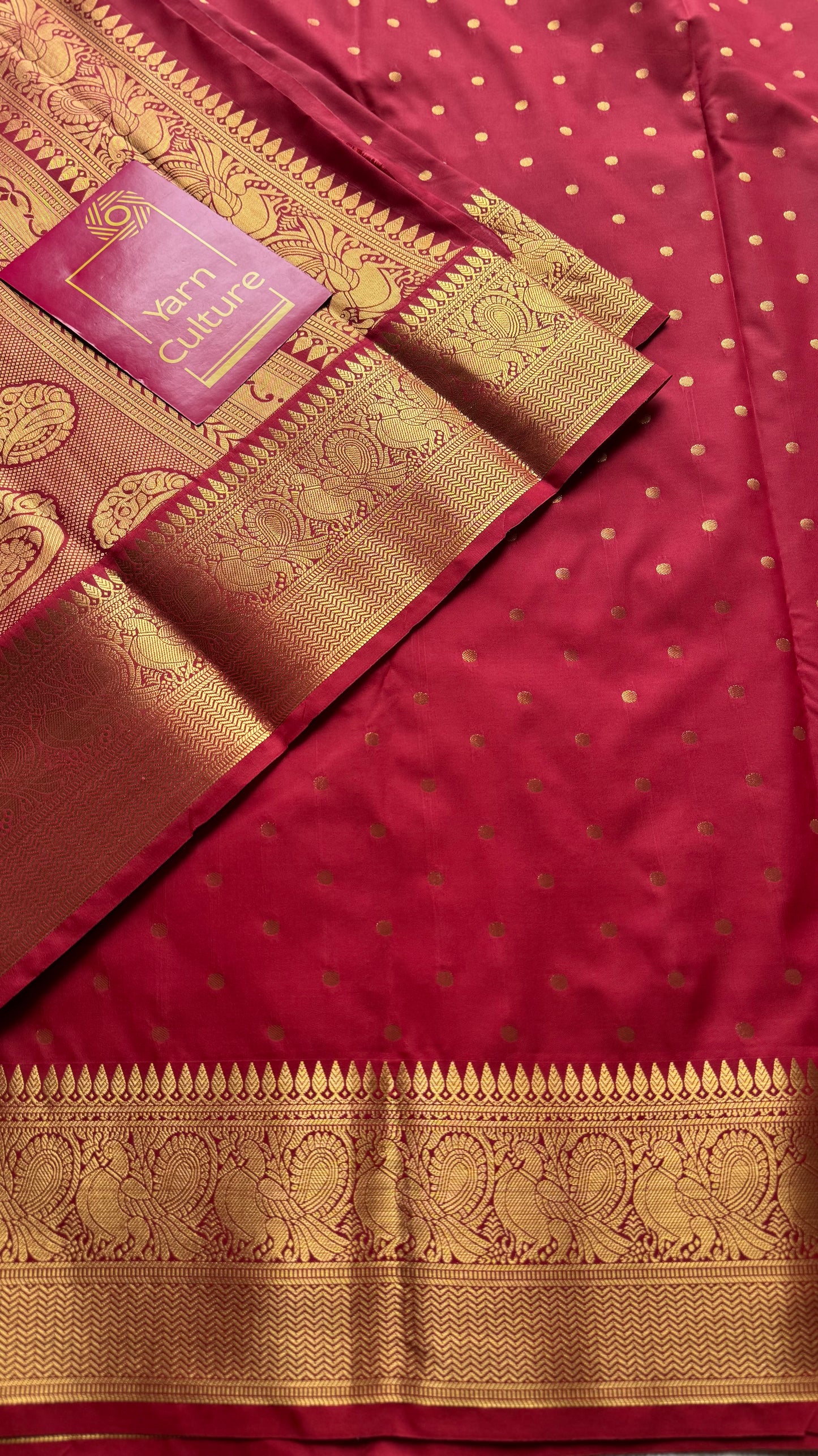 Thousand gold buttas, red, semi-silk - YCCOTNAUSS57