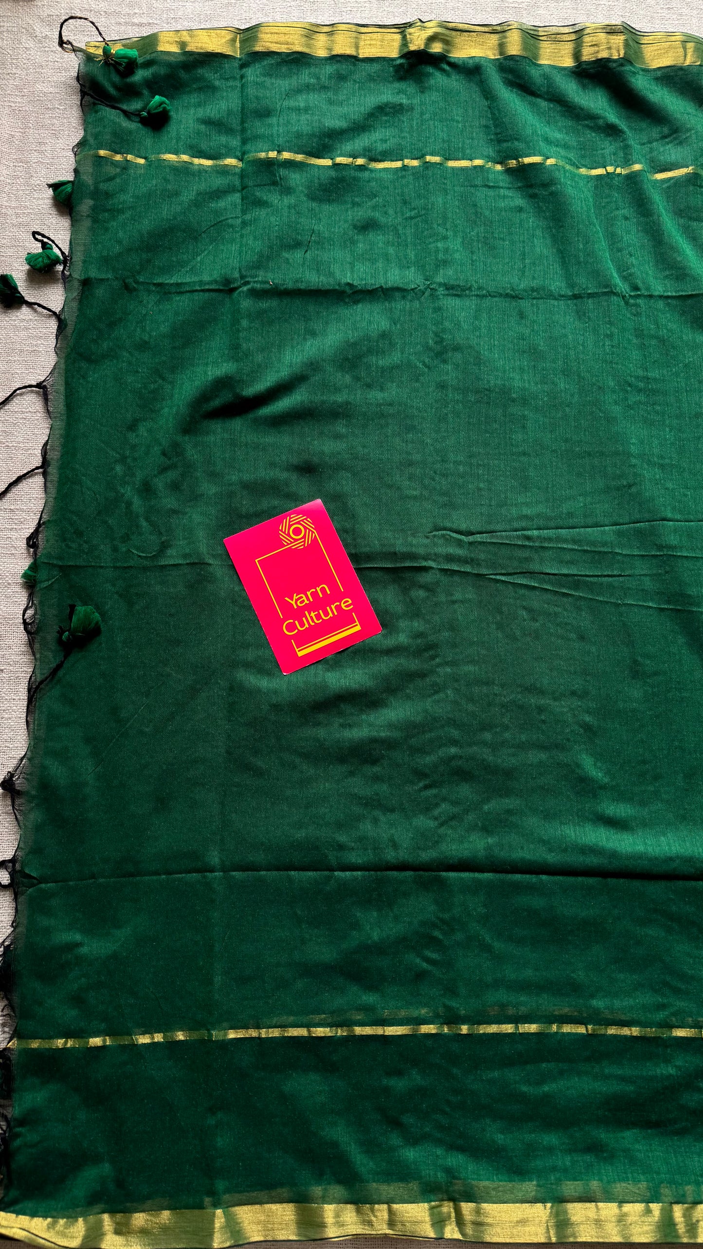 Green mul, antique gold zari, gap border pattern - YCBCMCGZSE71