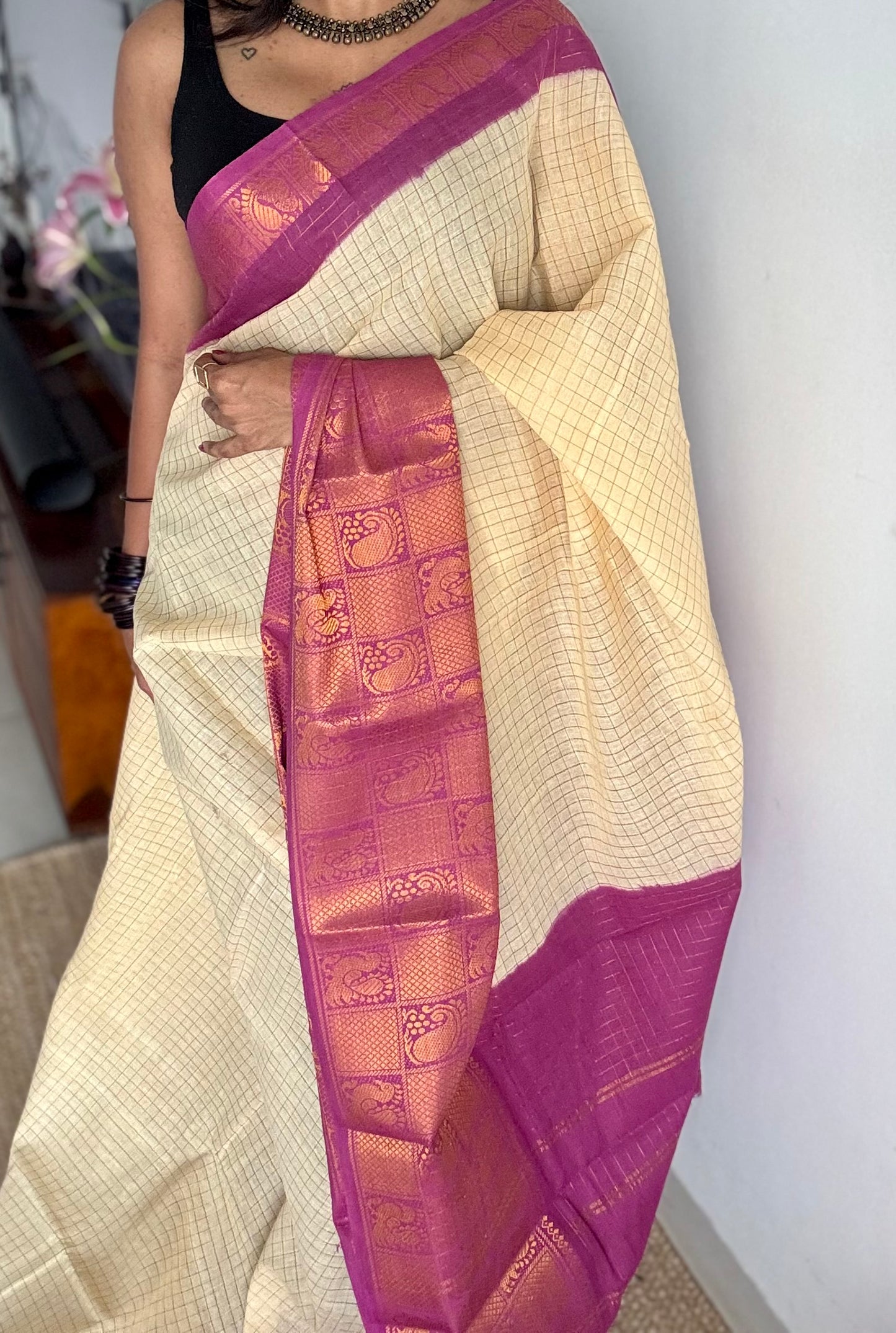 Ivory checks with dark magenta mayuri checkered zari border, madurai cotton - YCCOTNOCSC01