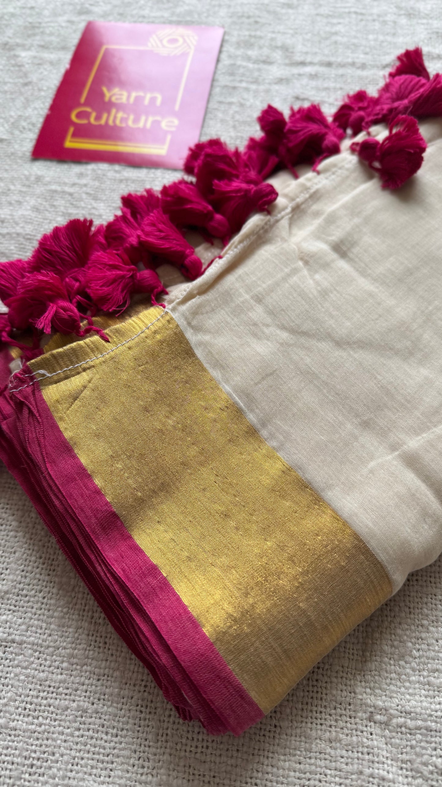 Beige tone with magenta border, mul cotton - YCONBCM230