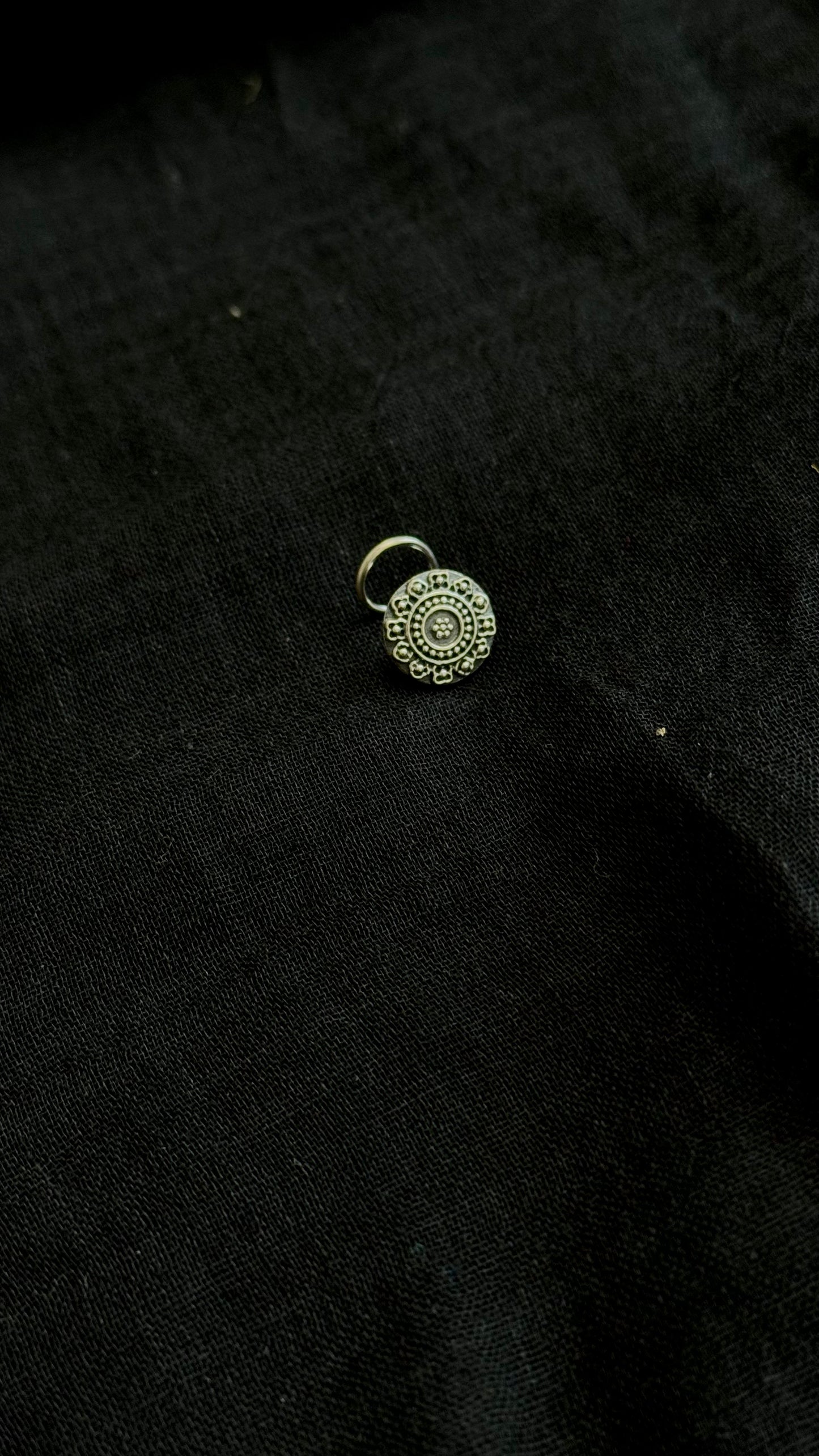 Round nose pin, intricate pattern in pure silver - YCNPP22