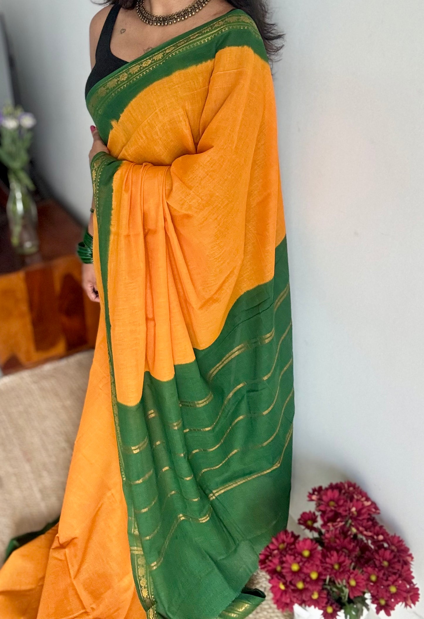 Yellow with green border sungudi, kattuchayam dyed, madurai cotton - YCCOTNSEMS99