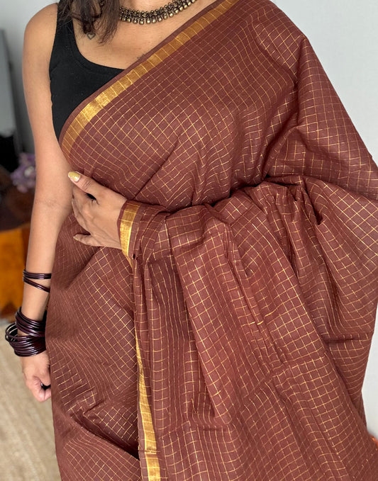 Brown mini kattam kattuchayam dyed madurai cotton saree - YCCOTNMSFE343
