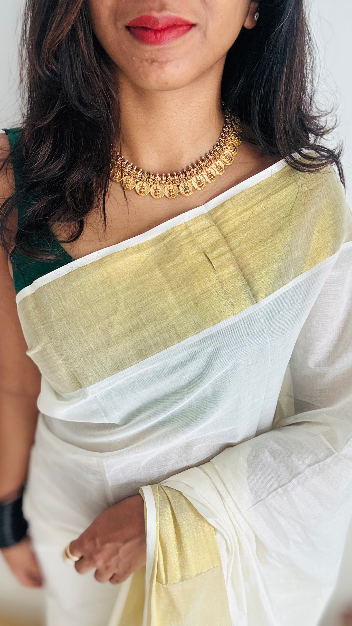 Coin necklace with small pearl and stud earrings - YCAGC130