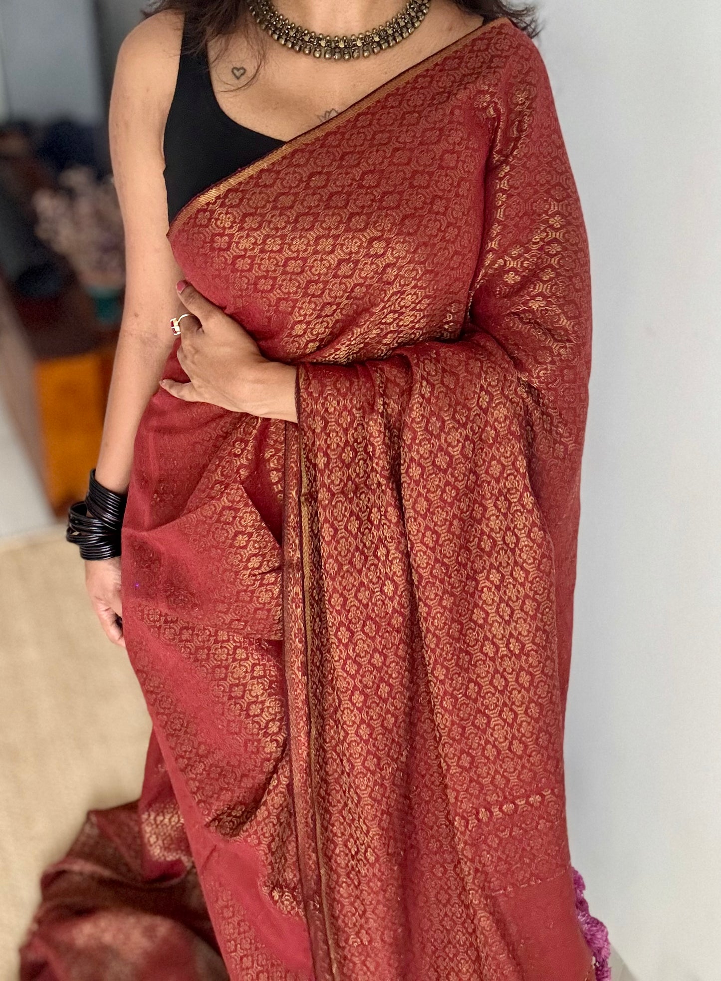 Maroon and gold brocade pattern in mul - YCBCFEJUBM07
