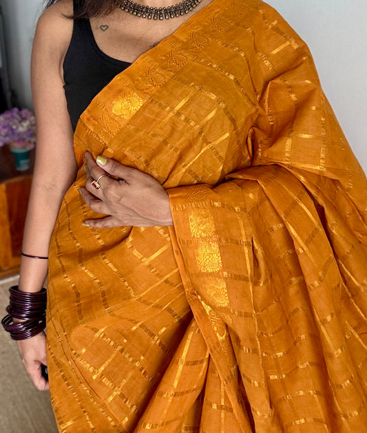 Turmeric yellow pavithra kattam kattuchayam dyed madurai cotton saree - YCCOTNMSFE141