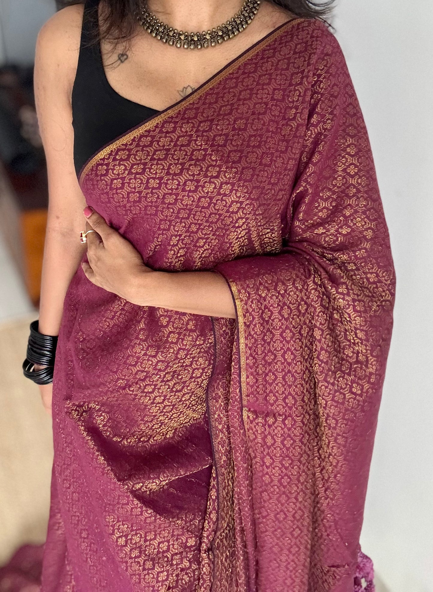 Wine and gold brocade pattern in mul - YCBCFEJUBM01