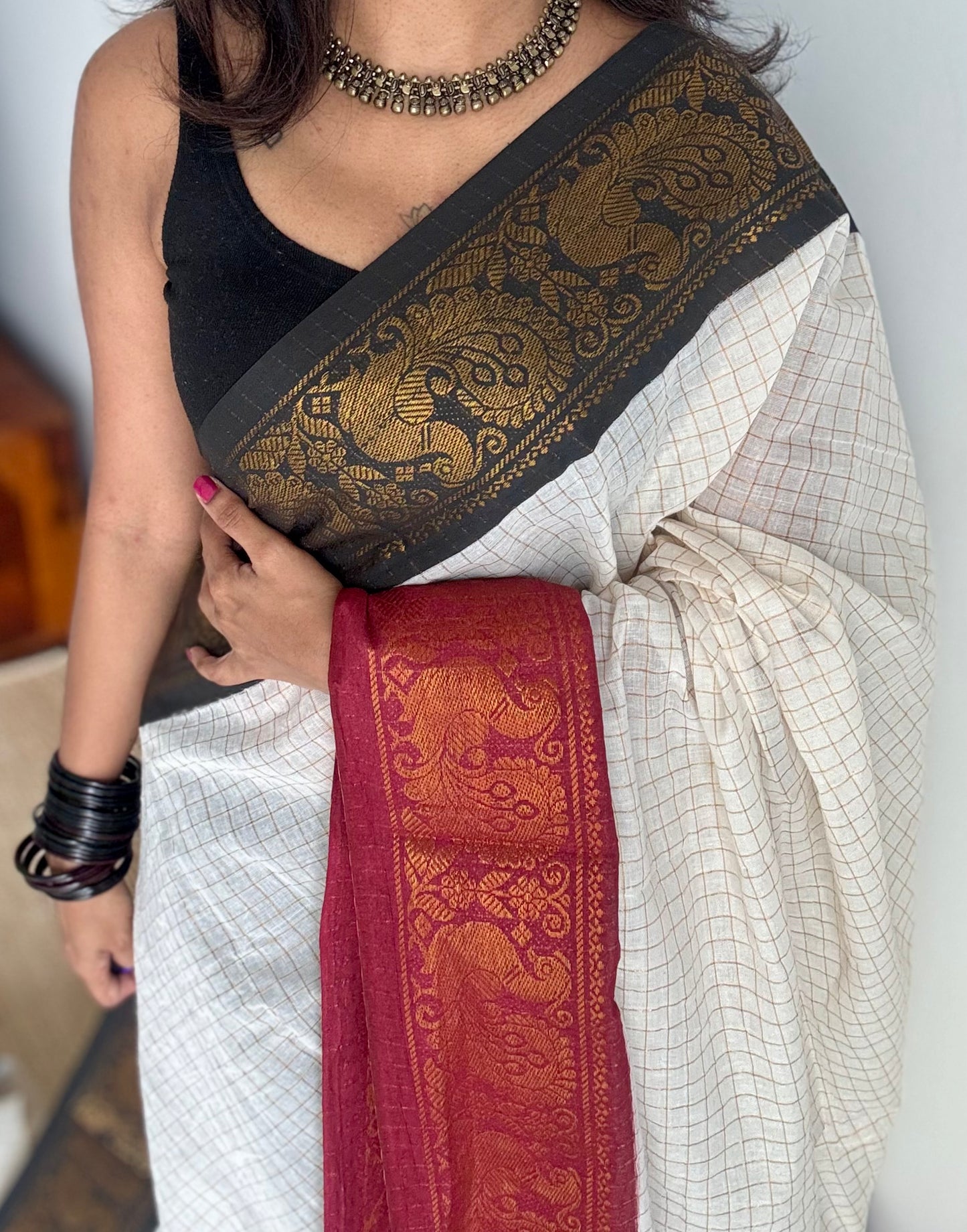 Sungudi cotton checks, ivory gold base, black and maroon dual tone border, soft cotton - YCCOTNAUS35