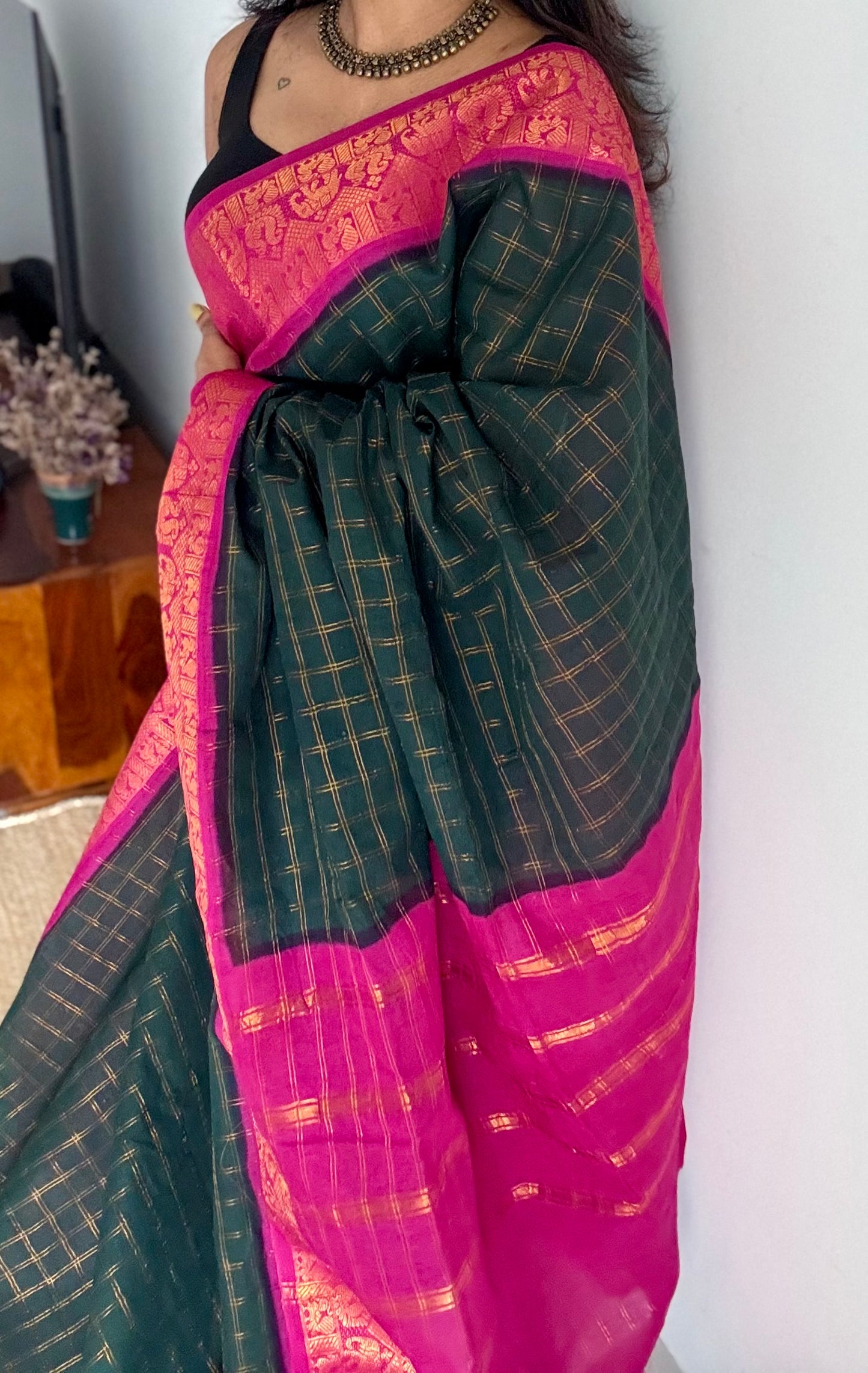 Dark green with magenta checks, kattuchayam dyed, madurai cotton - YCCOTNSEMS92