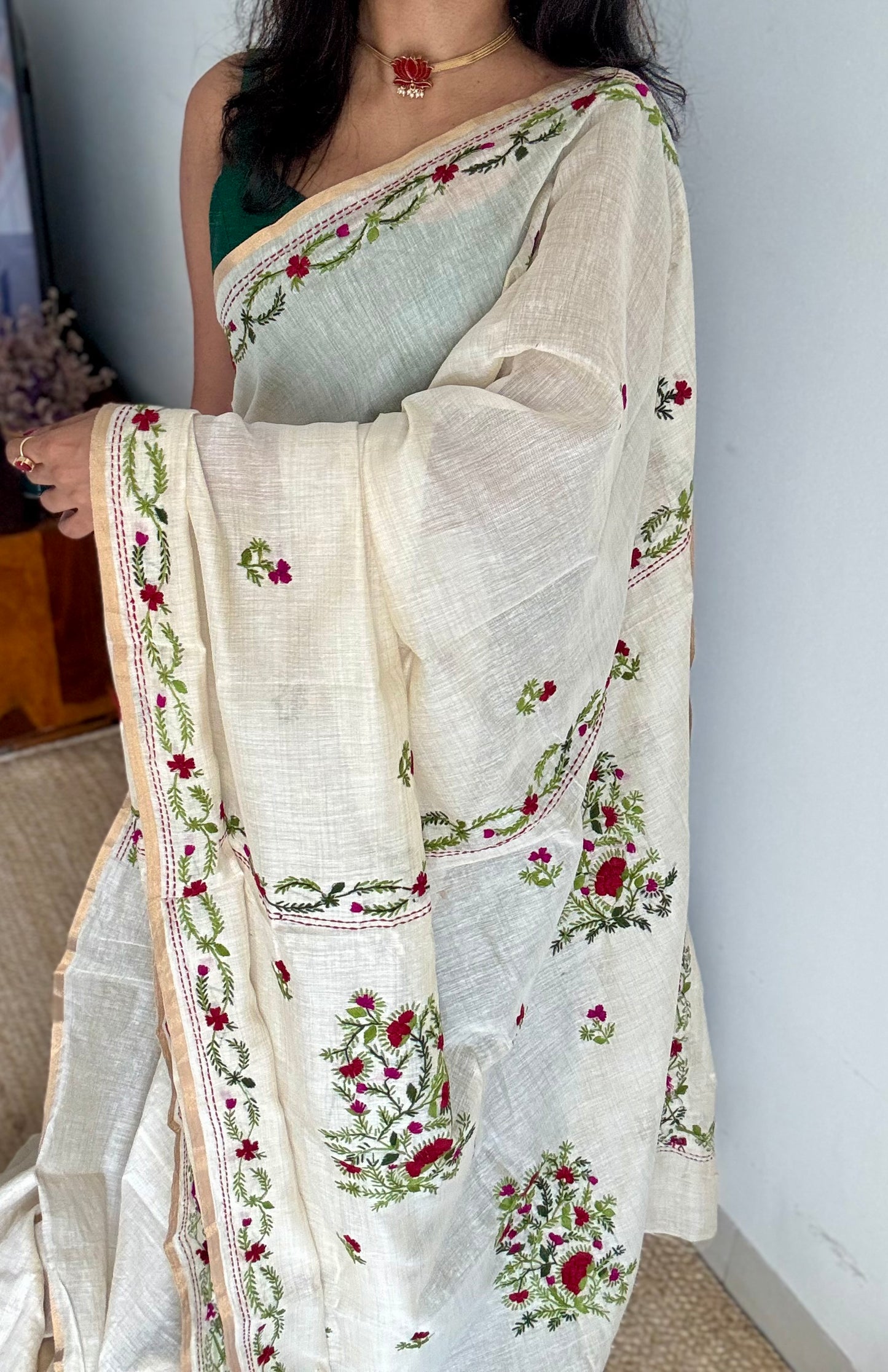 Ivory maheshwari cotton silk blend with red and magenta floral kantha threadwork - YCBLJULMK02