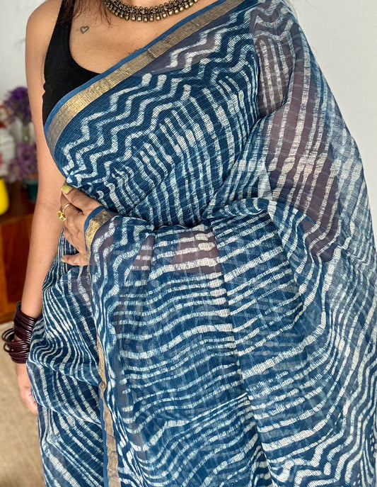Zig Zag Zindagi - Indigo kota doria saree, with gold zari border - YCTORKDAP05