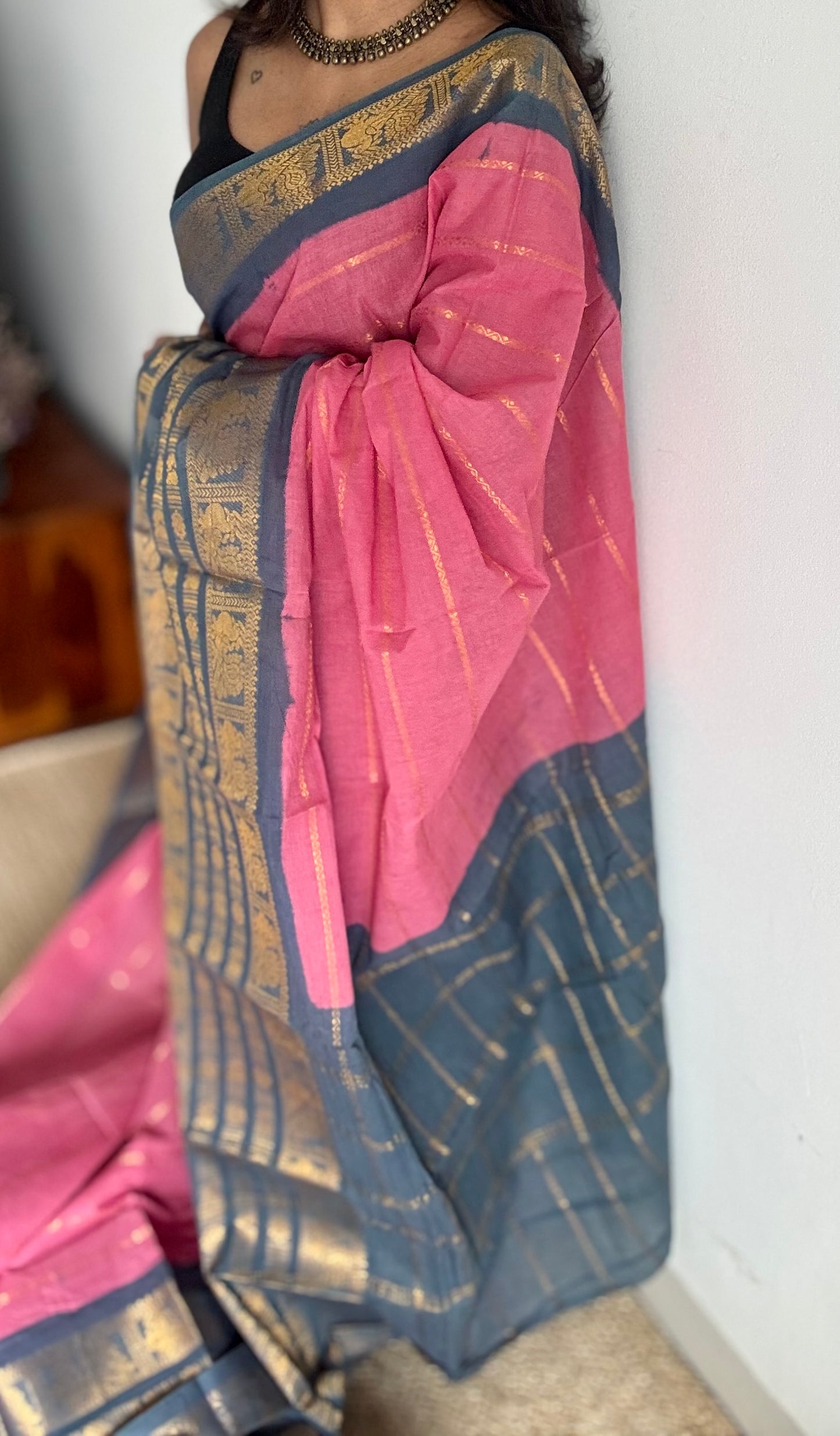 Pink with grey, peacock rudraksham motif, single side broad zari - madurai kattuchayam dyed - YCCOTNAUS32