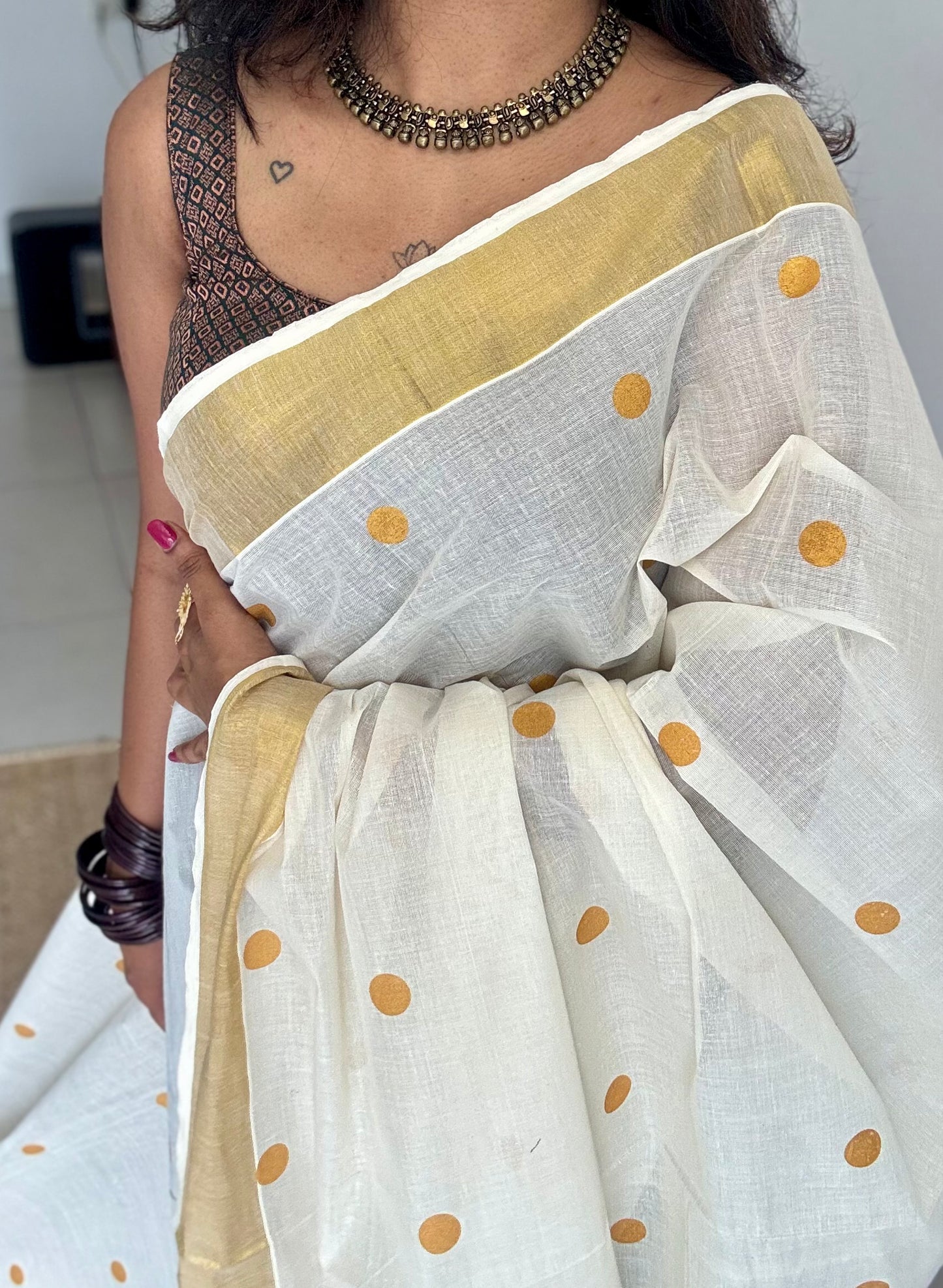 Ivory and gold with buttas, kerala soft cotton - YCON25KCPD253