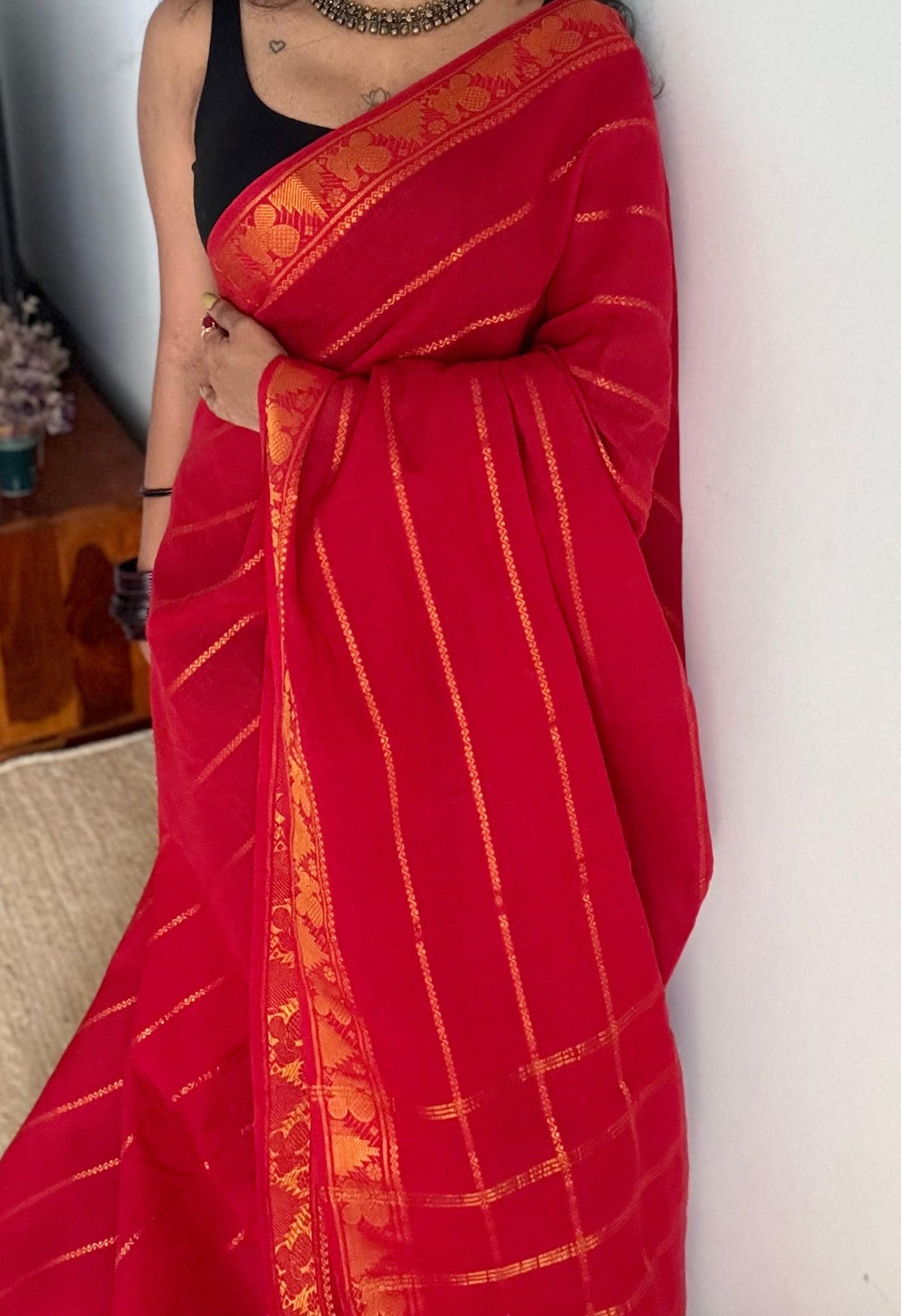 Red veldhaari, kattuchayam dyed, madurai cotton - YCCOTNSEMS85