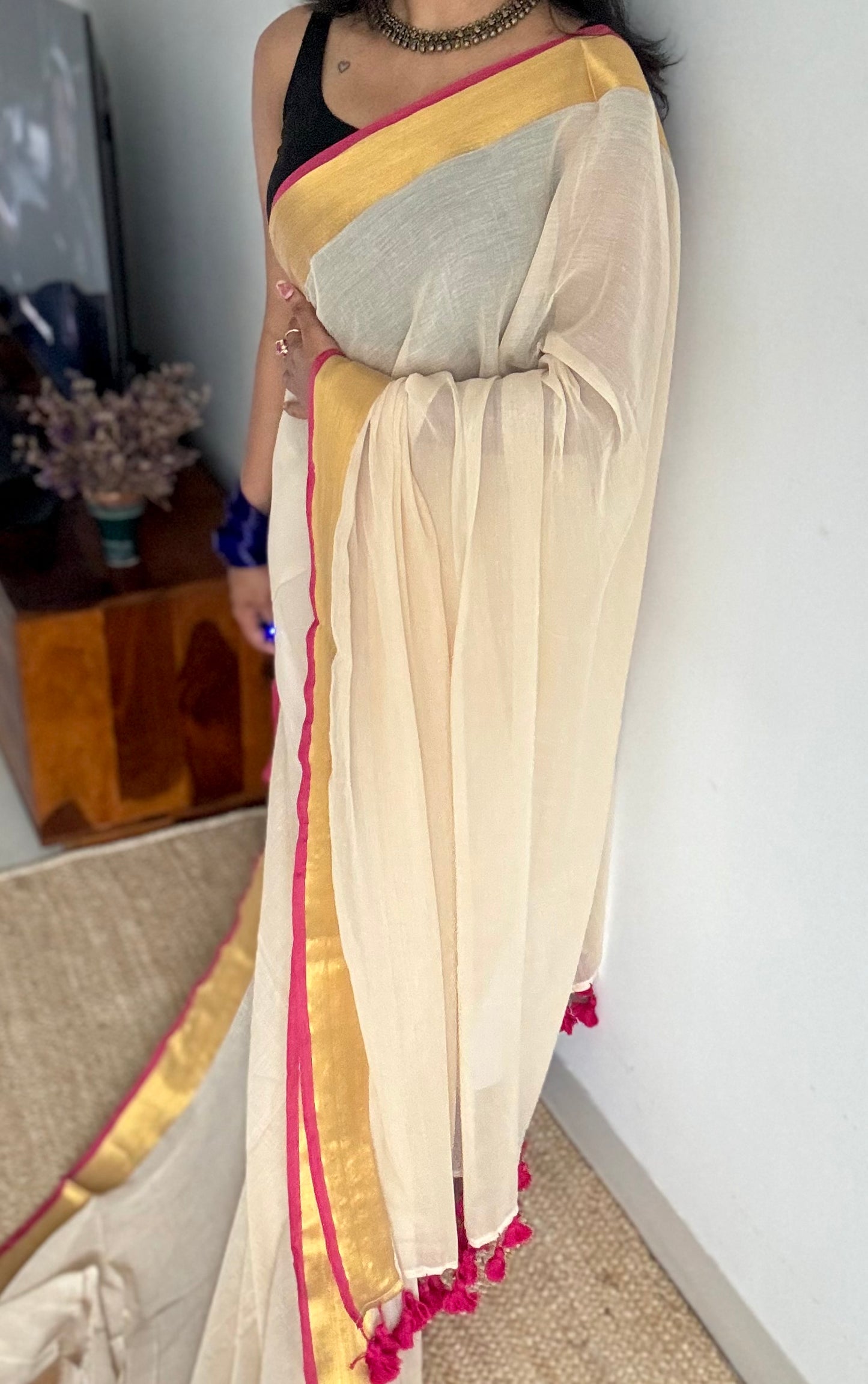 Beige tone with magenta border, mul cotton - YCONBCM230