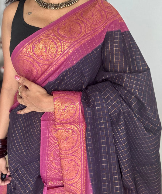 Dark blue with mauve pink contrast zari checkered sungudi, kattuchayam dyed madurai cotton - YCCOTNMSAP93
