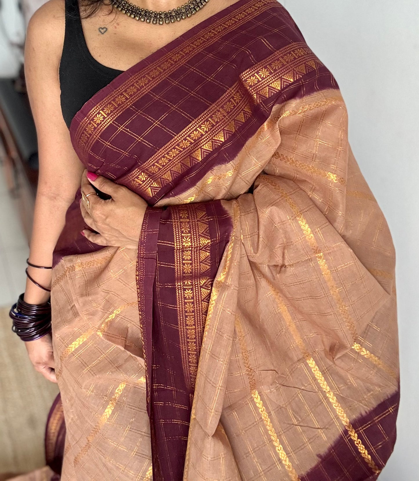 Light brown with maroon, Adayar checks with velthaari pattern, madurai cotton - YCCOTNOCSC07