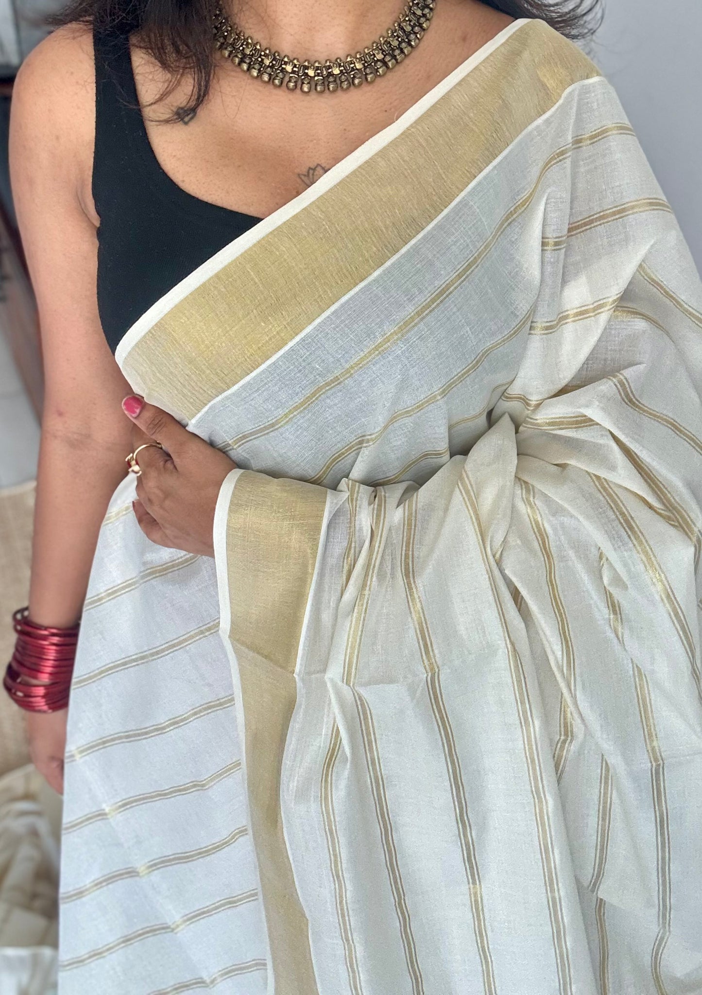 Ivory and gold stripes, kerala soft cotton - YCON25MC270