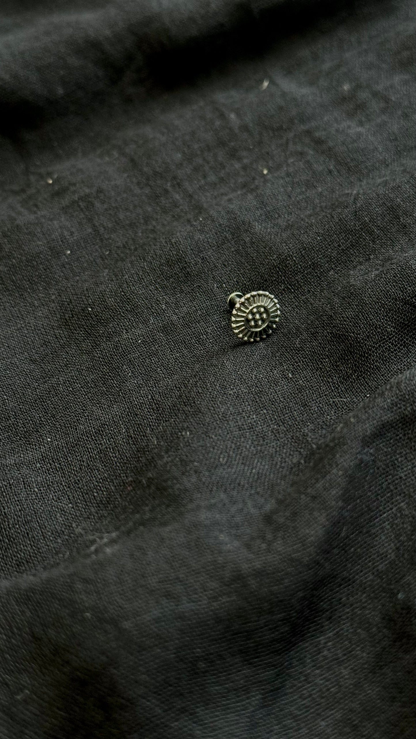 Round nose pin, intricate pattern in pure silver - YCNPP25