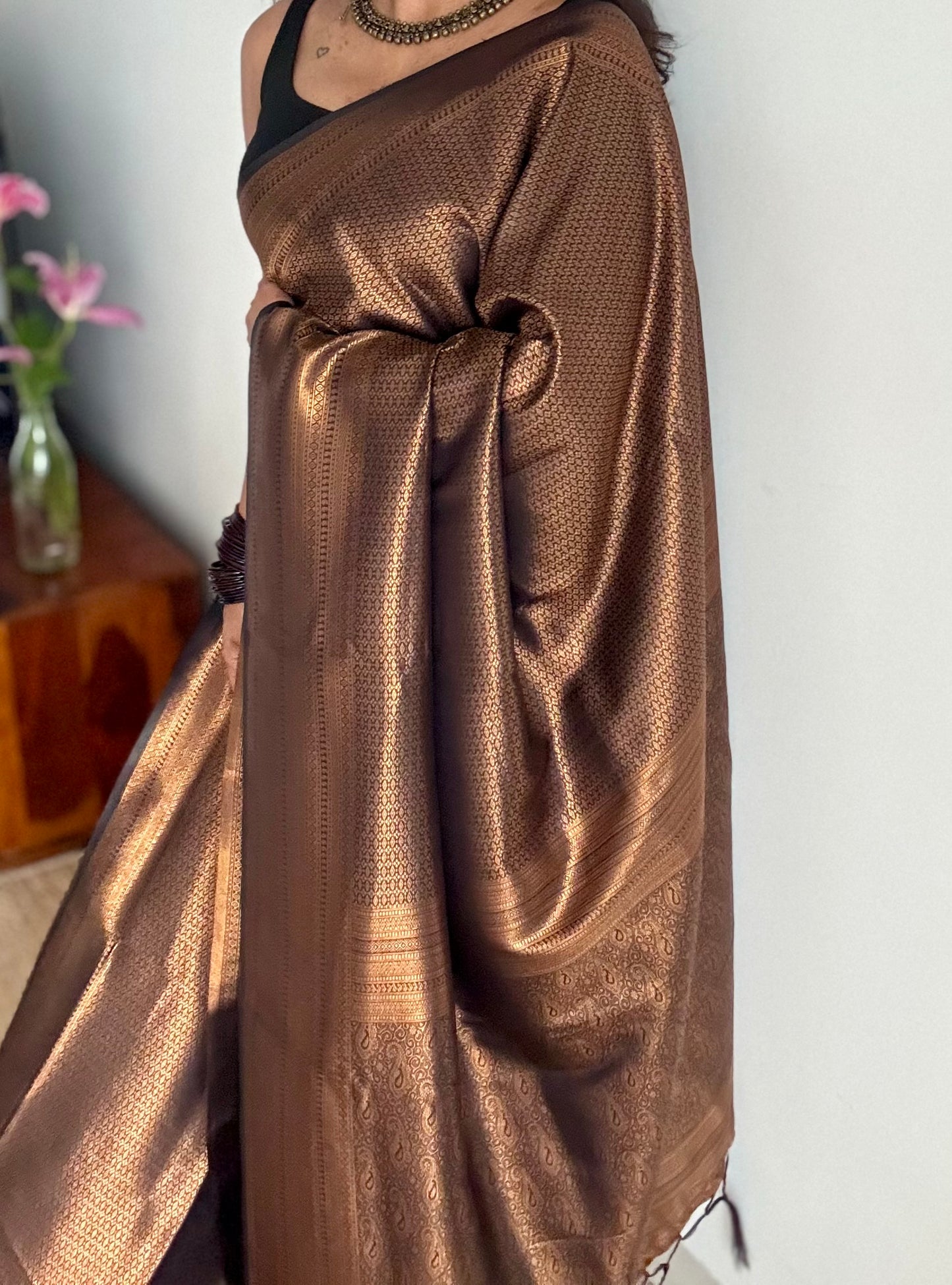 Black, antique gold zari, semi-silk - YCDOSOCSS08