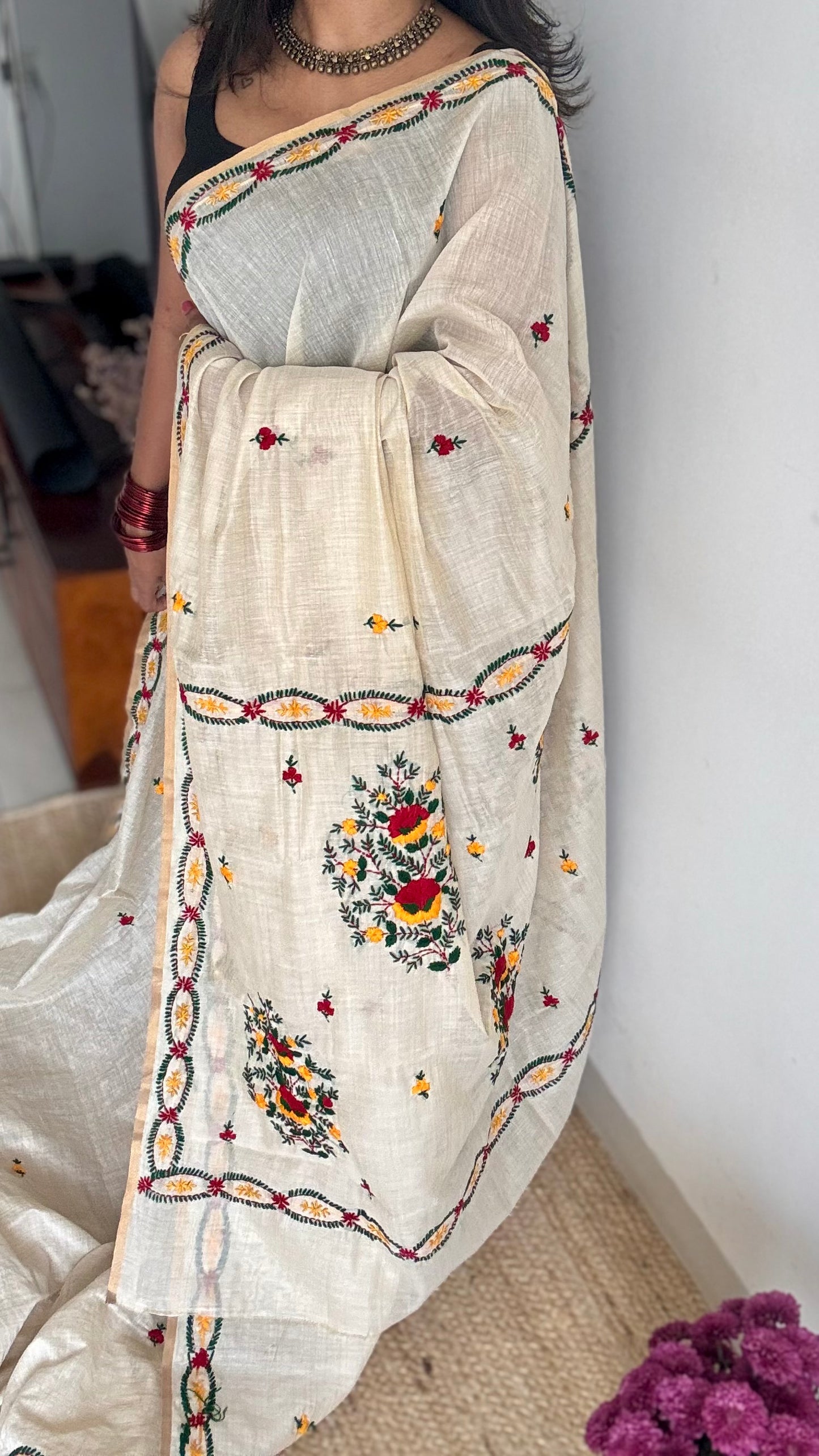 Ivory maheshwari cotton silk blend with red and yellow floral kantha threadwork - YCBLAUMK12
