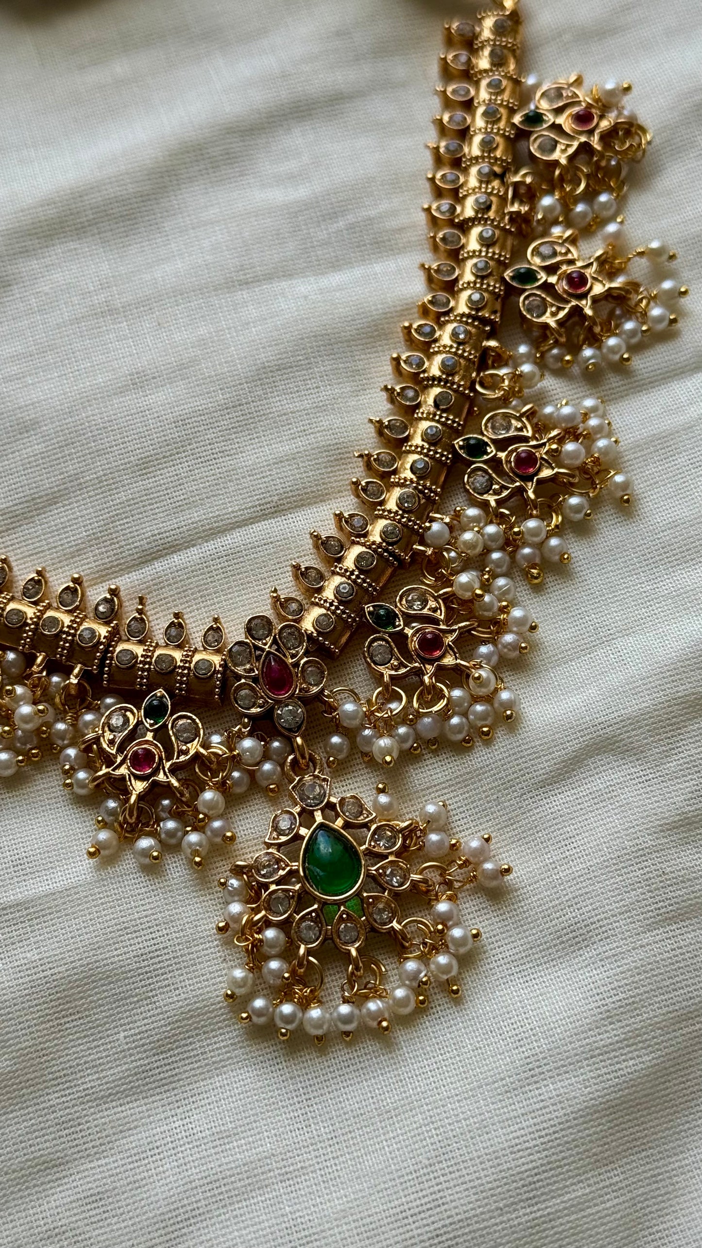 Guttapusalu neckpiece with earrings - YCAGNP263