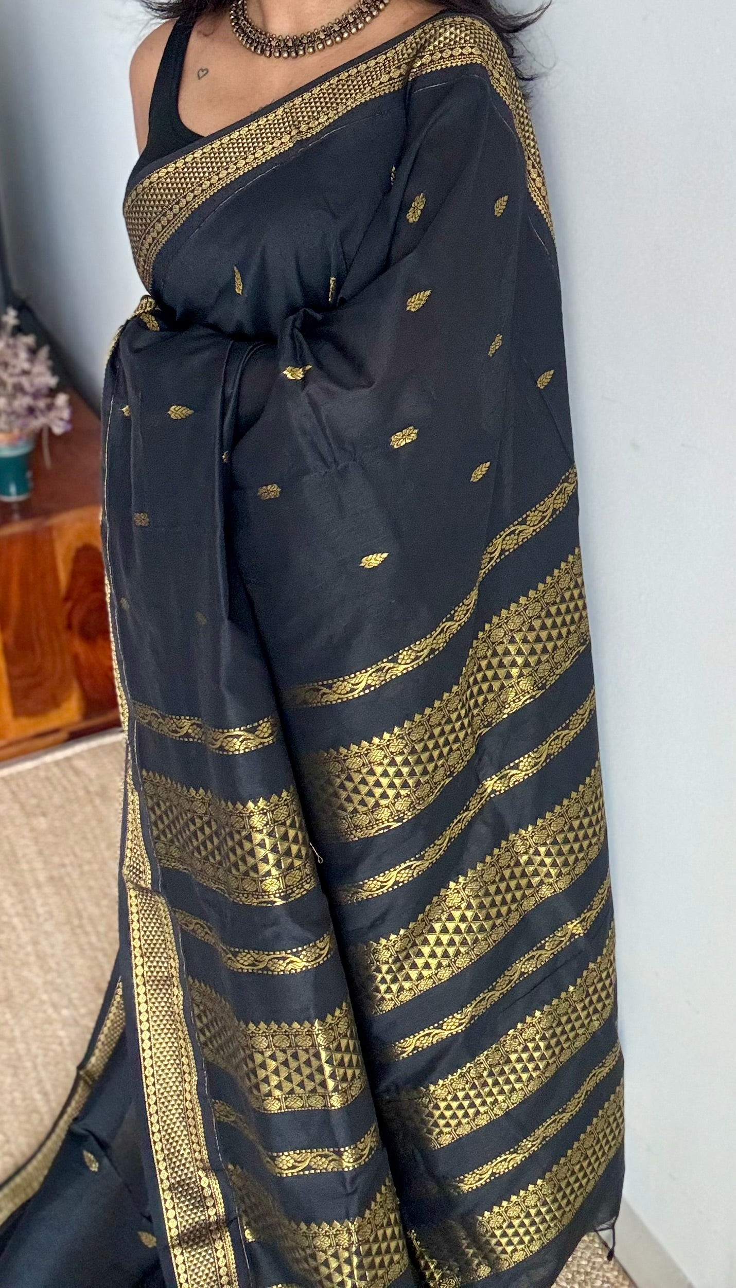 Black with motif border - cotton silk - YCCOTNSEKCS18