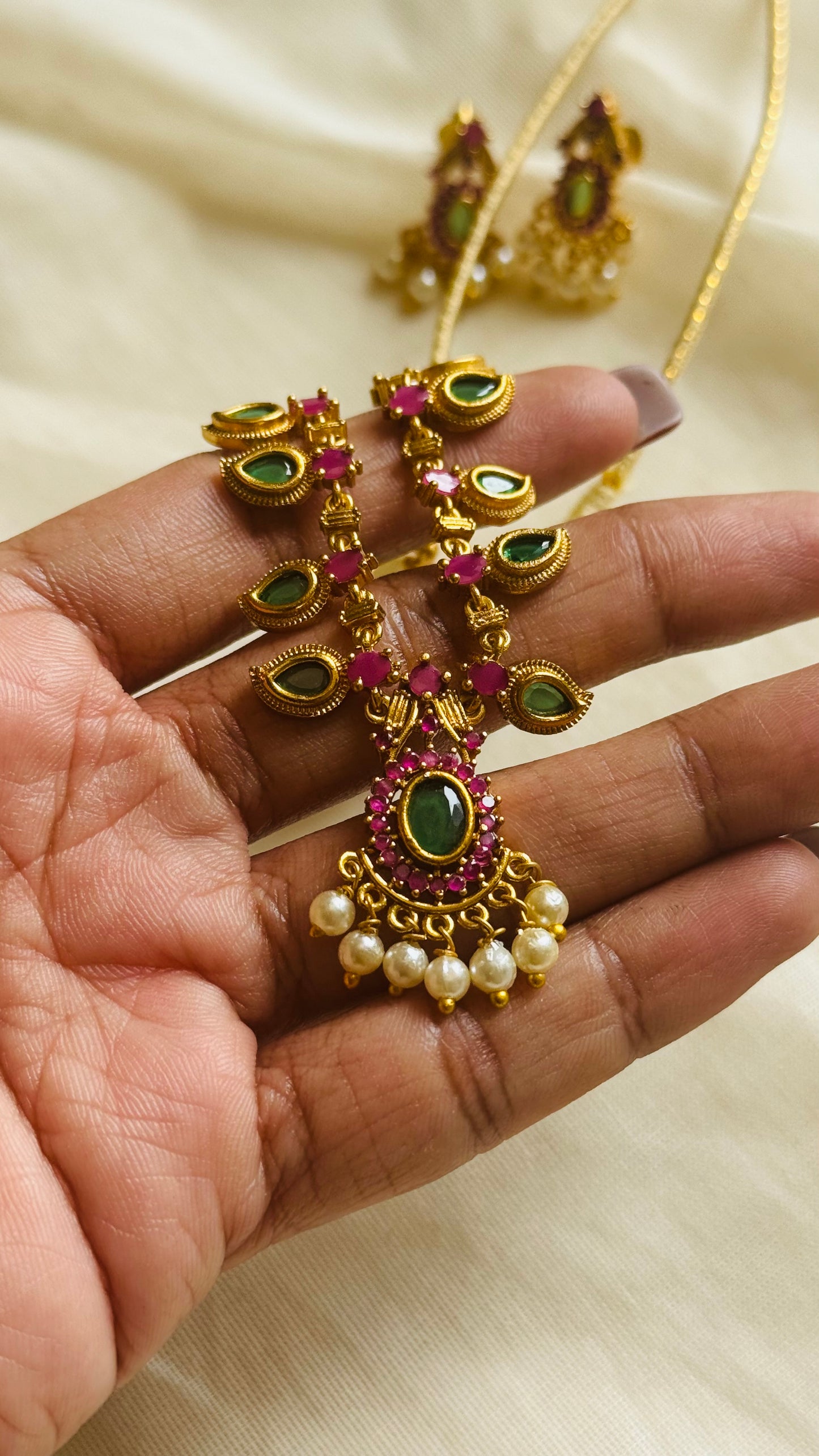 Palakka neckpiece with ruby, green and white stones, with earrings - YCGPNP798