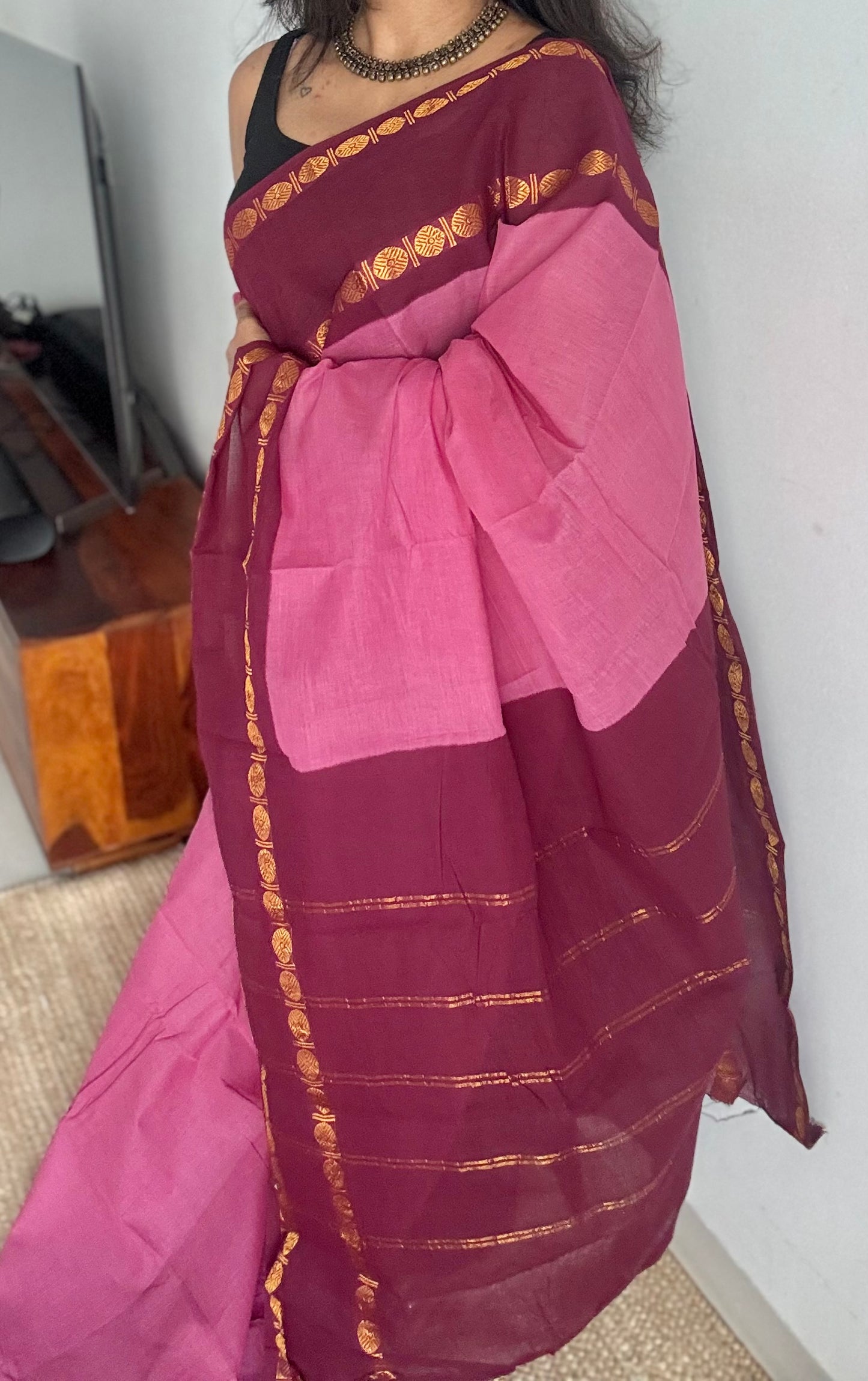 Dusty pink with dark maroon sungudi, kattuchayam dyed, madurai cotton - YCCOTNOCSC12