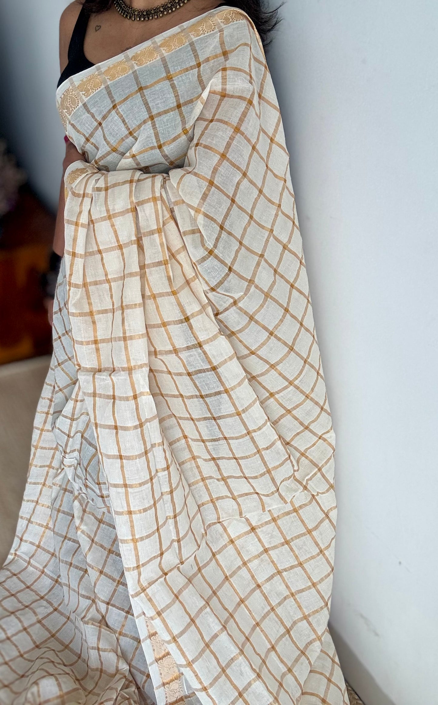 Ivory and gold, pavithra kattam checks, madurai soft cotton - YCCOTNAUS50