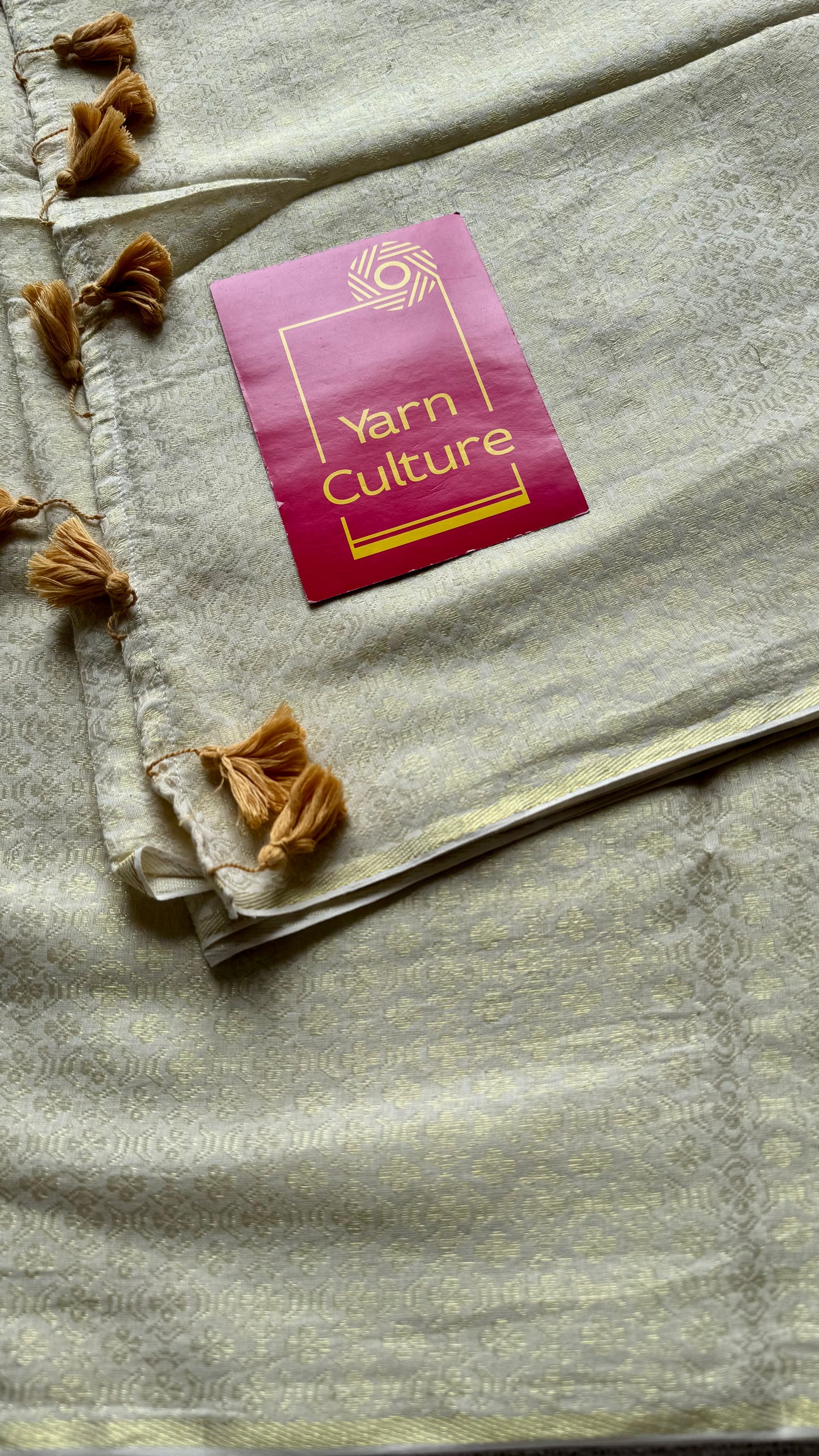Ivory and gold brocade pattern in mul - YCBCFEJUBM09