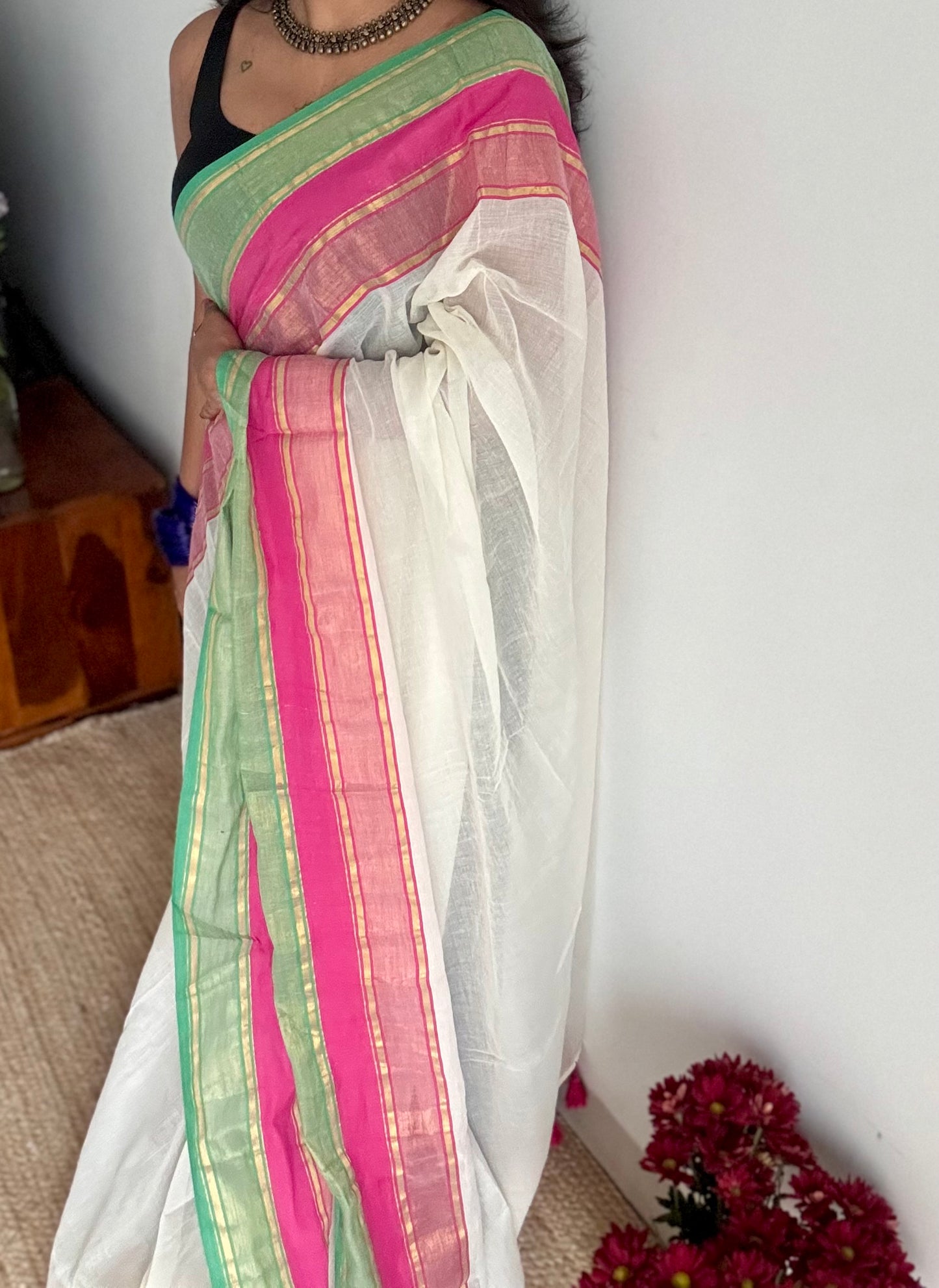 White mul with hot pink, green zari plain border - YCBCMCLSE50