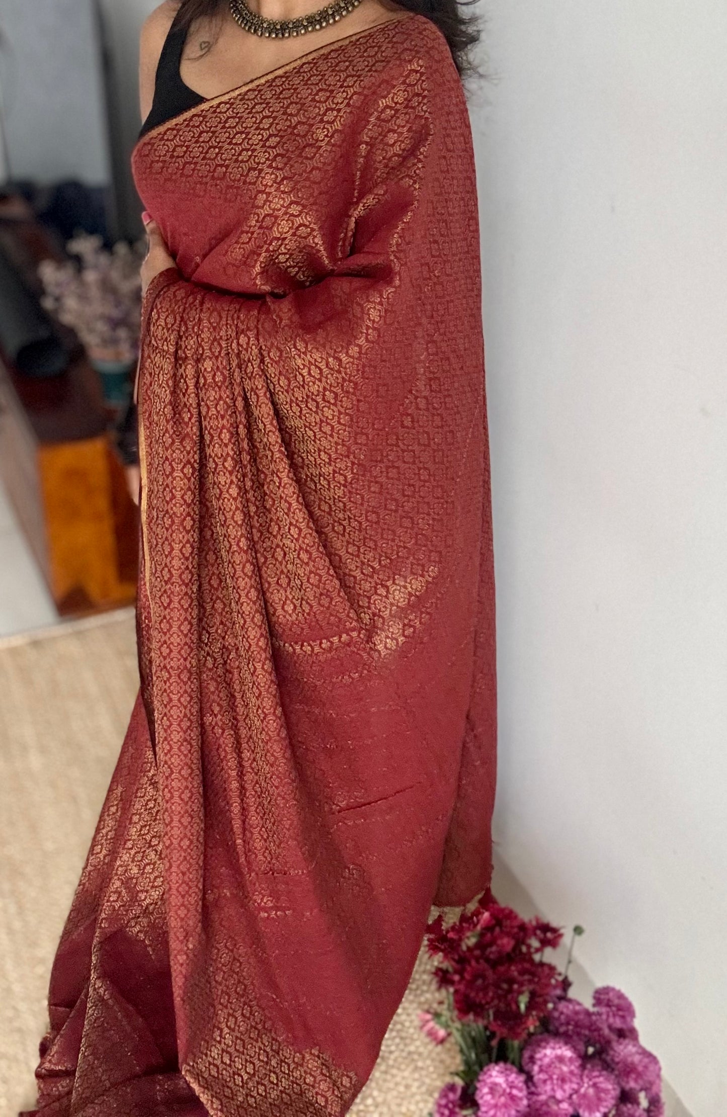 Maroon and gold brocade pattern in mul - YCBCFEJUBM07