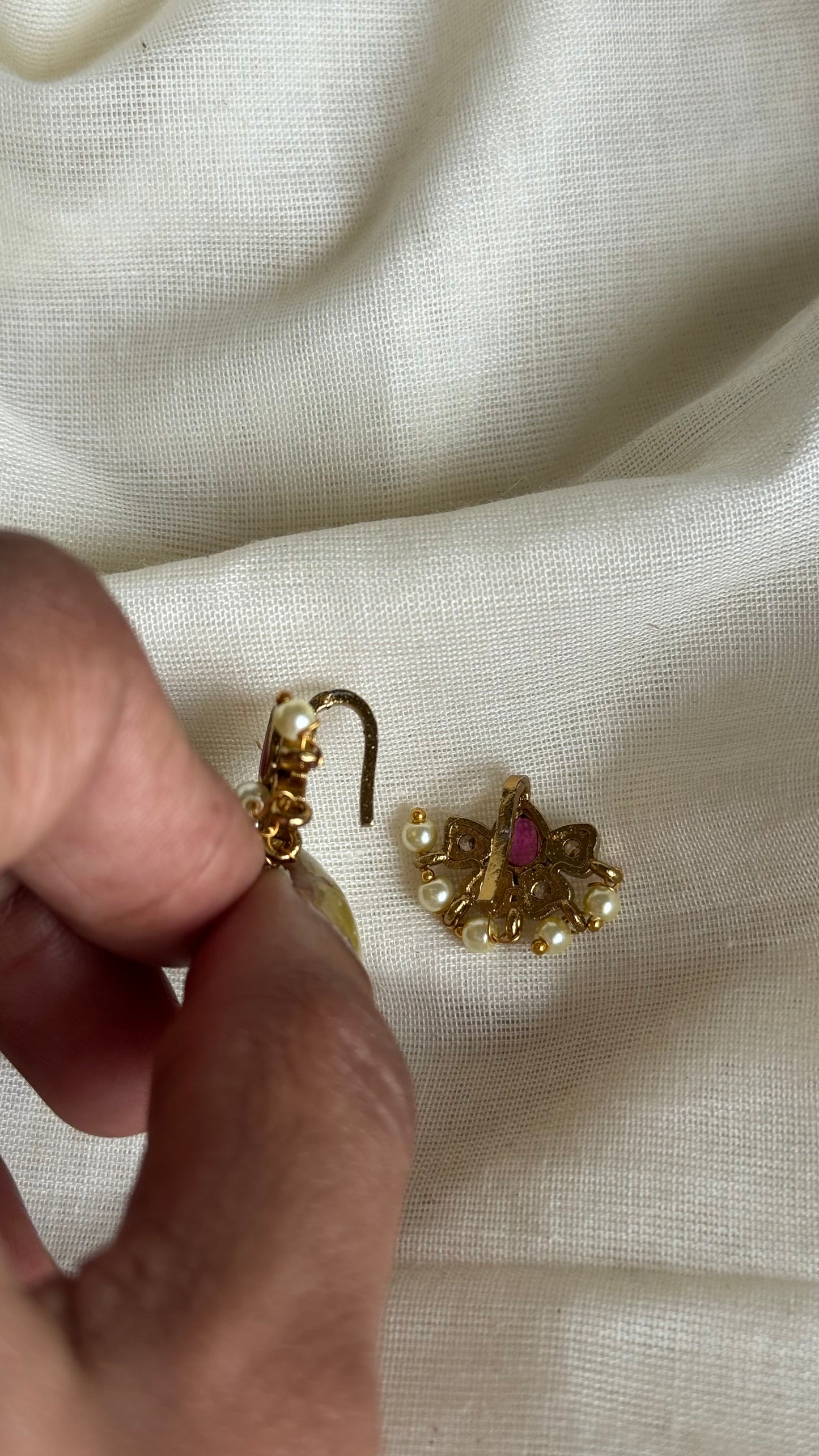 Bugadi clip-on (non pierced), ruby, white stones and pearls - YCAGEBU276