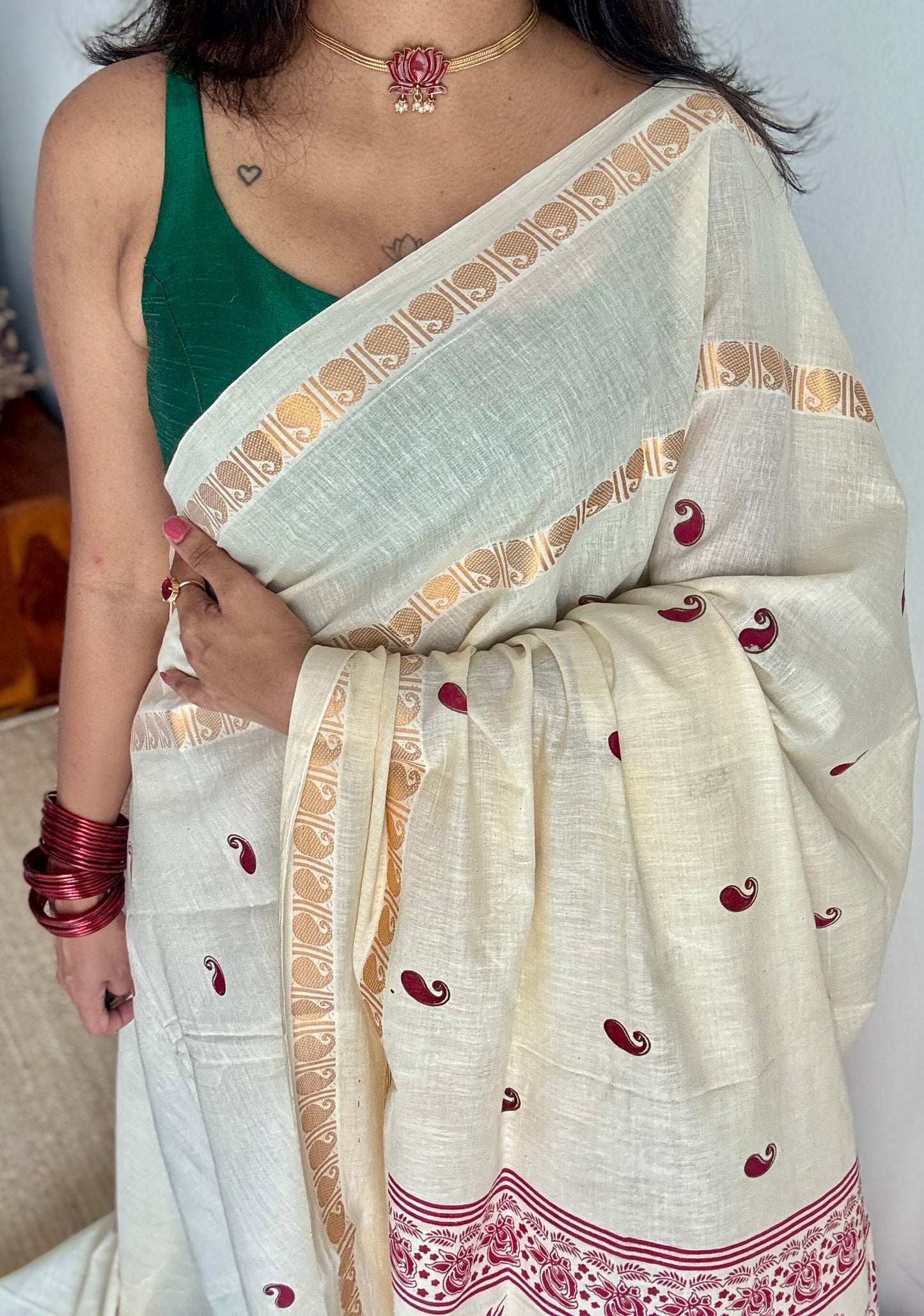 Ivory and Gold with paisley motif block printed buttas, zari border, soft Madurai cotton - YCON25MC268