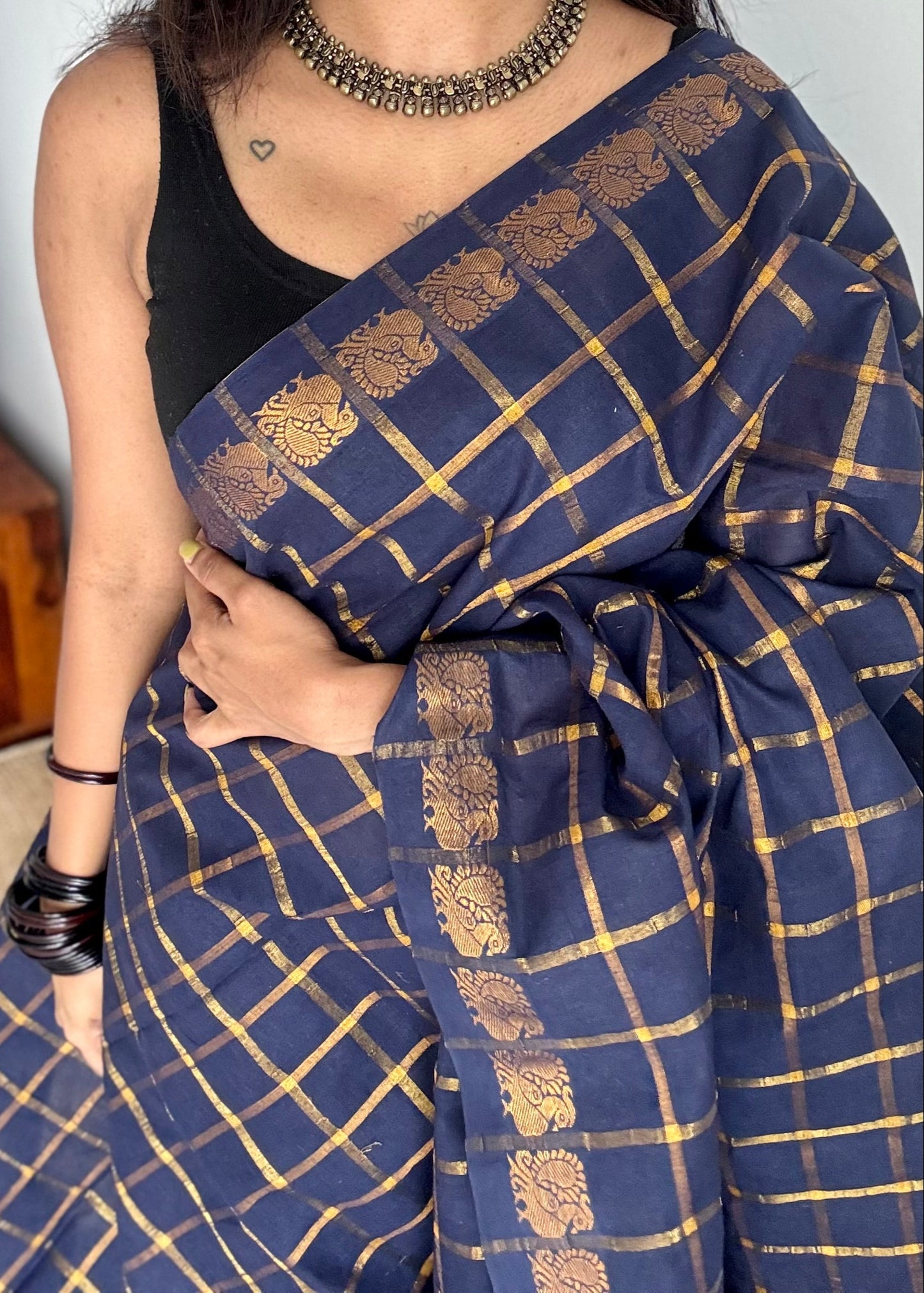 Navy blue pavithra kattam sungudi, madurai cotton - YCCOTNSEMS05