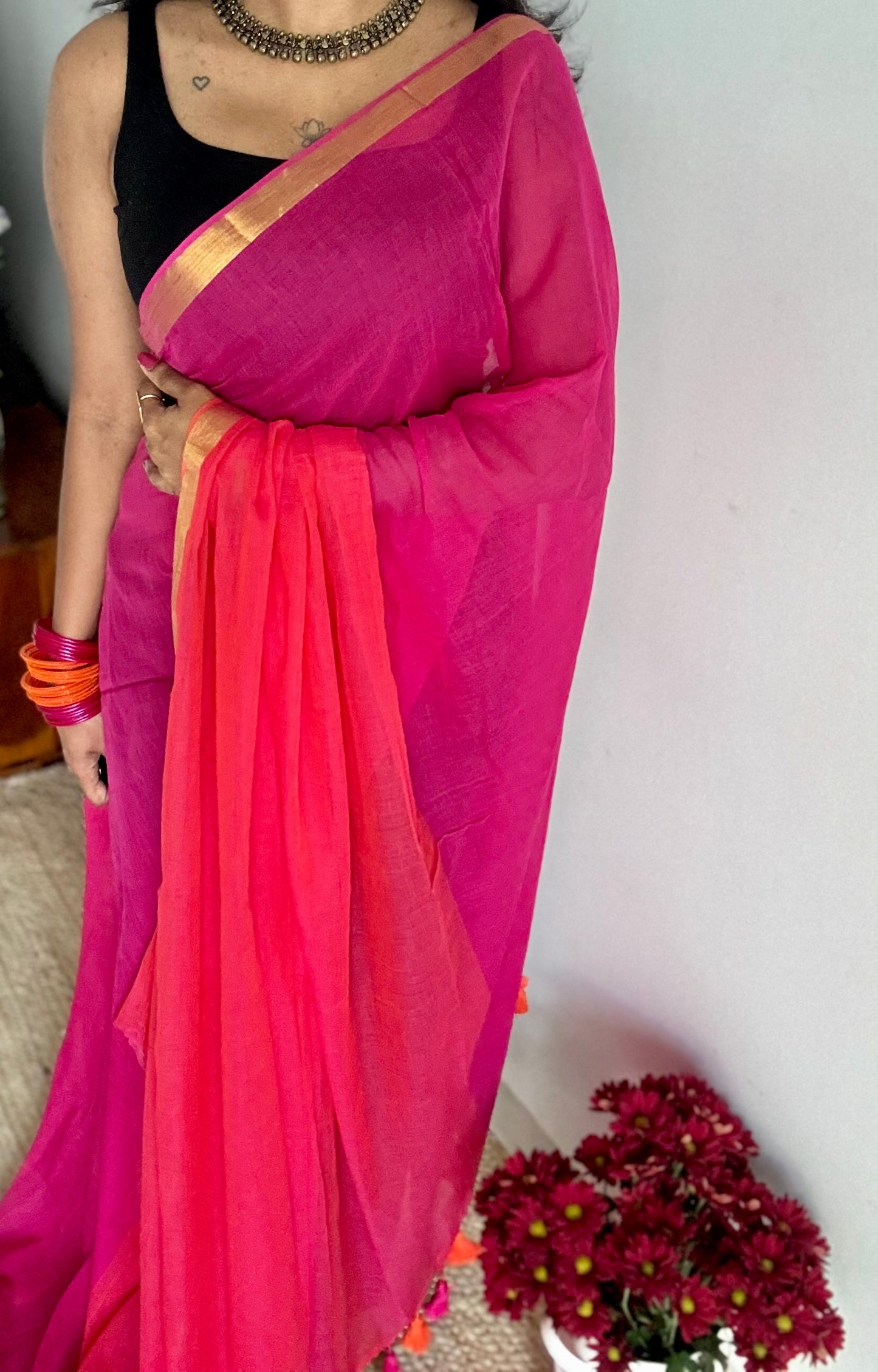 Magenta with dual tone orangish pink mul, thin antique gold zari border- YCBCMCLSE33