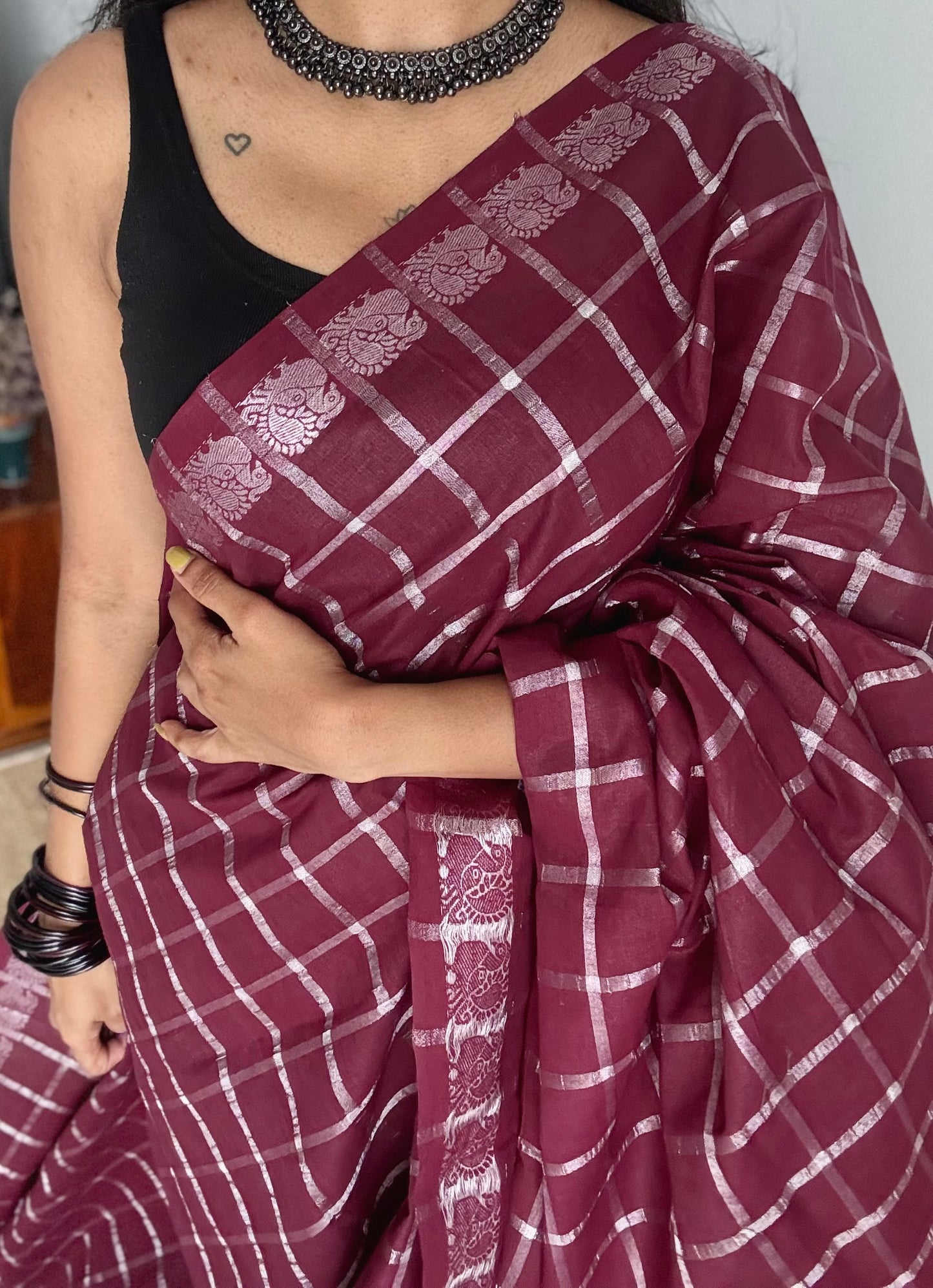 Wine silver pavithra kattam sungudi, madurai cotton - YCCOTNSEMS09