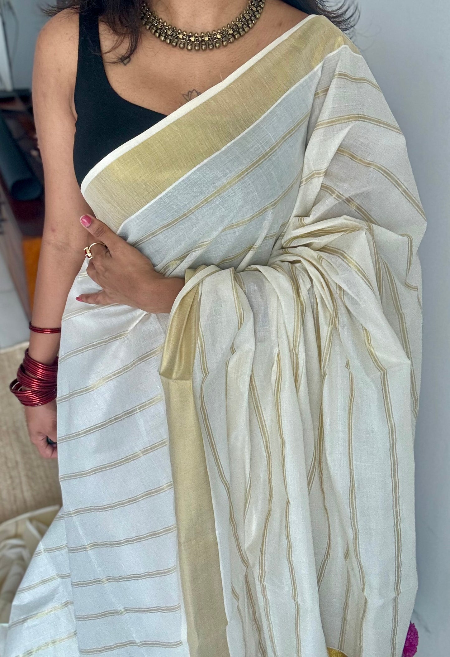 Ivory and gold stripes, kerala soft cotton - YCON25MC270