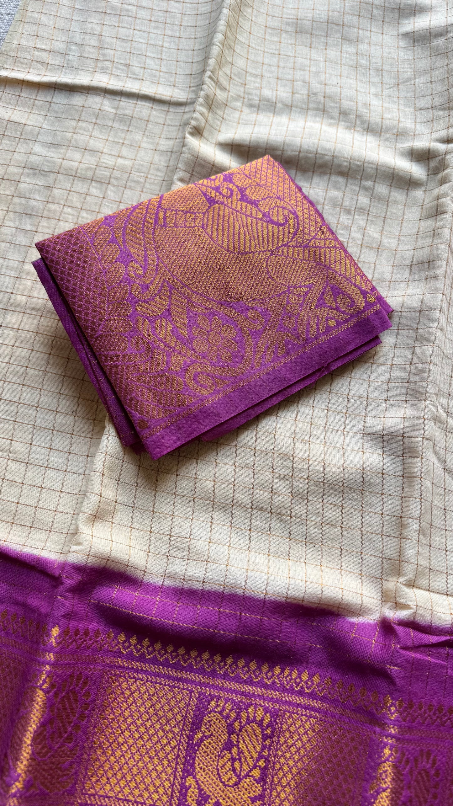 Ivory checks with dark magenta mayuri checkered zari border, madurai cotton - YCCOTNOCSC01