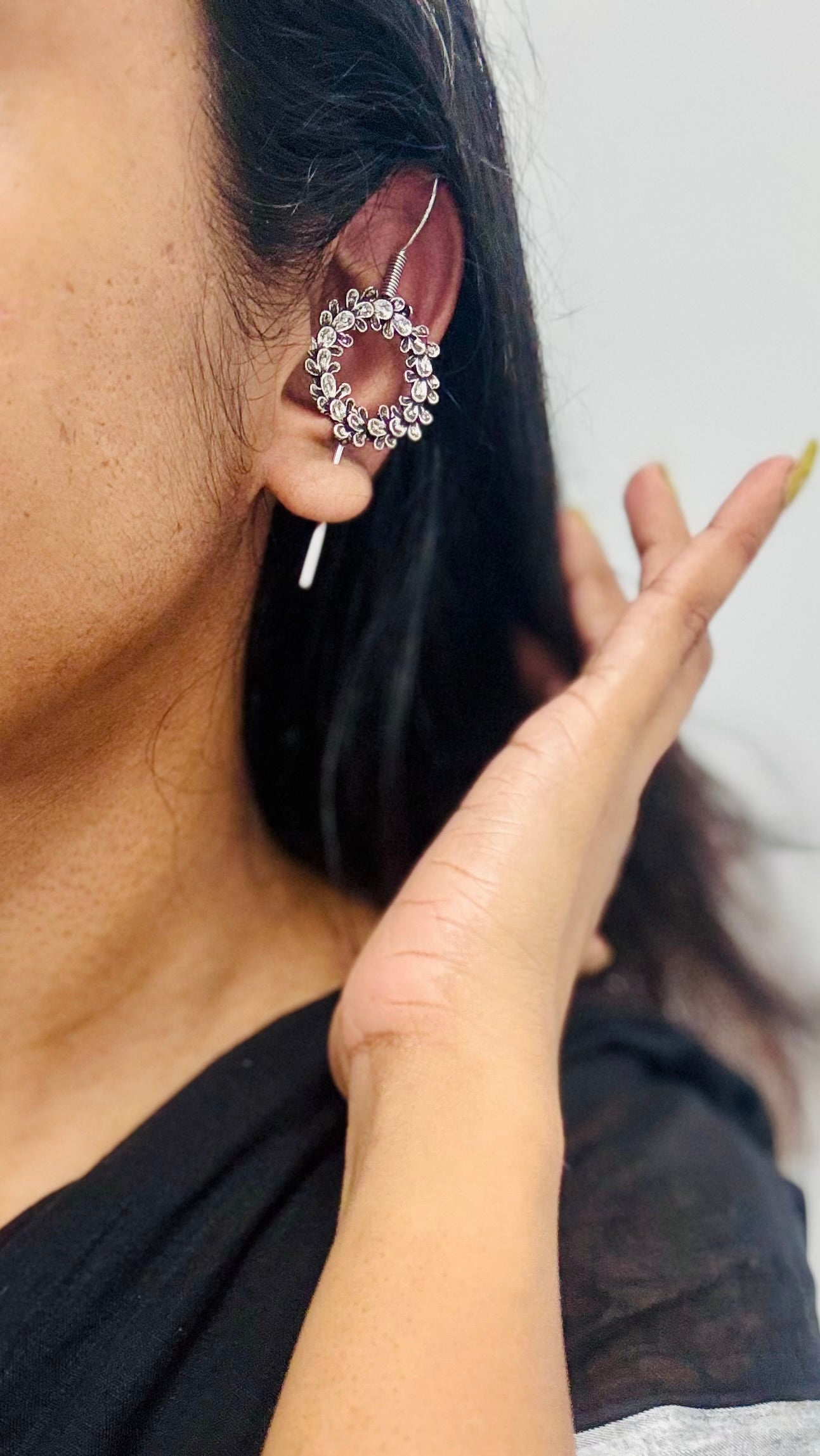 Oxidised silver, floral earcuff - YCOSEEC290