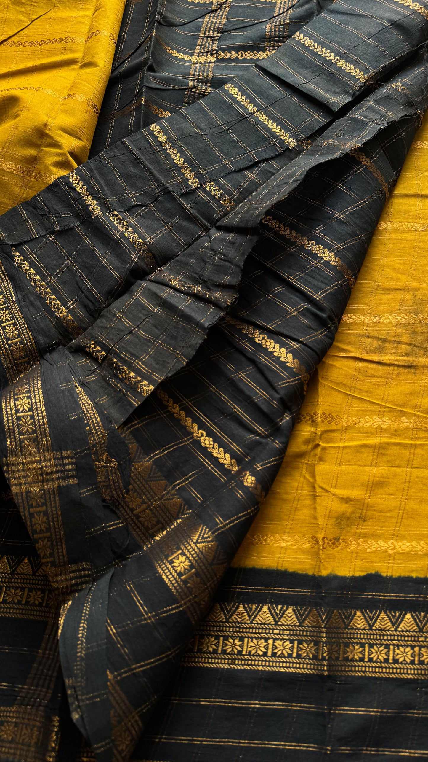 Ginger yellow with black, Adayar checks with velthaari pattern, madurai cotton - YCCOTNOCSC06