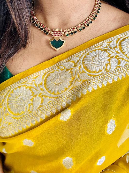 Green palakka pendant neckpiece with earrings - YCGPNP634a