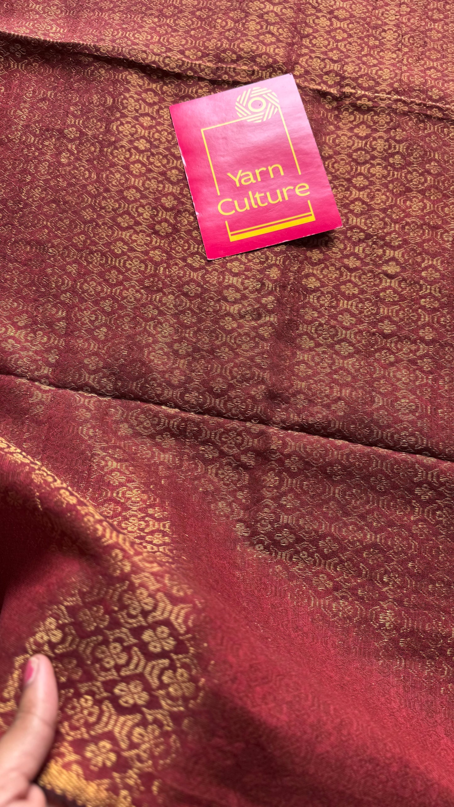 Maroon and gold brocade pattern in mul - YCBCFEJUBM07